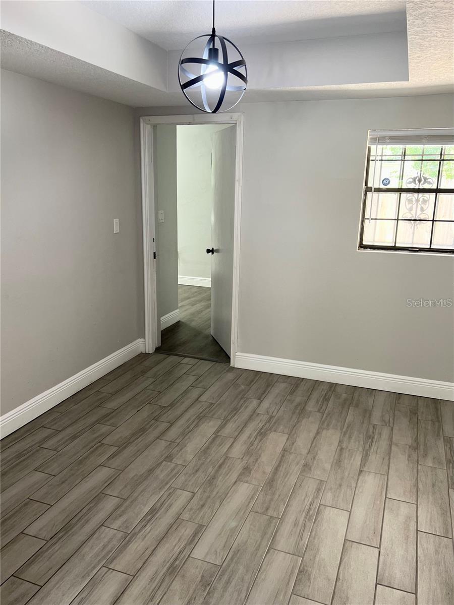 Image 20 of 27 For 4203 Yukon Street