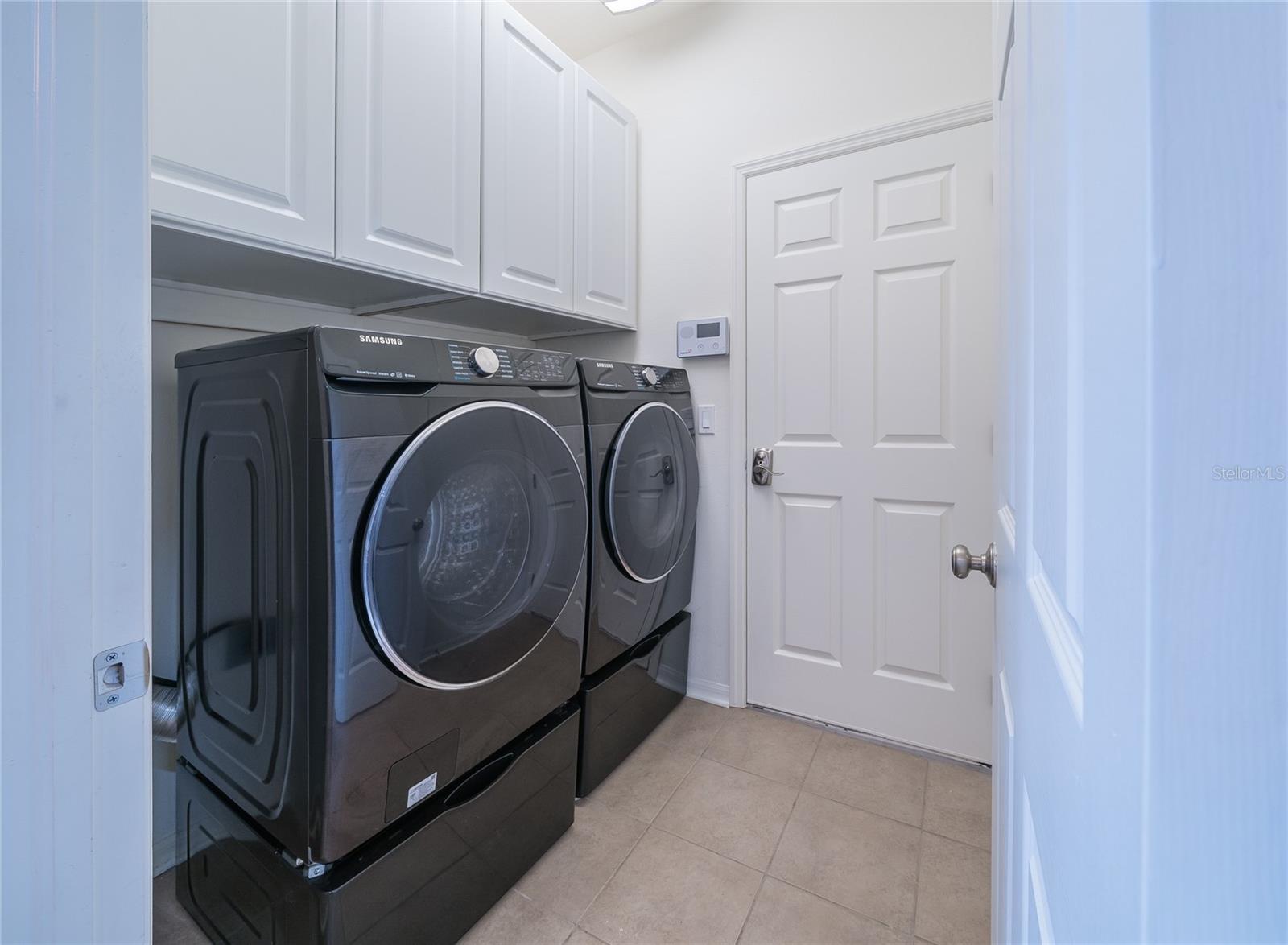 Listing photo id 8 for 31656 Marchester Drive