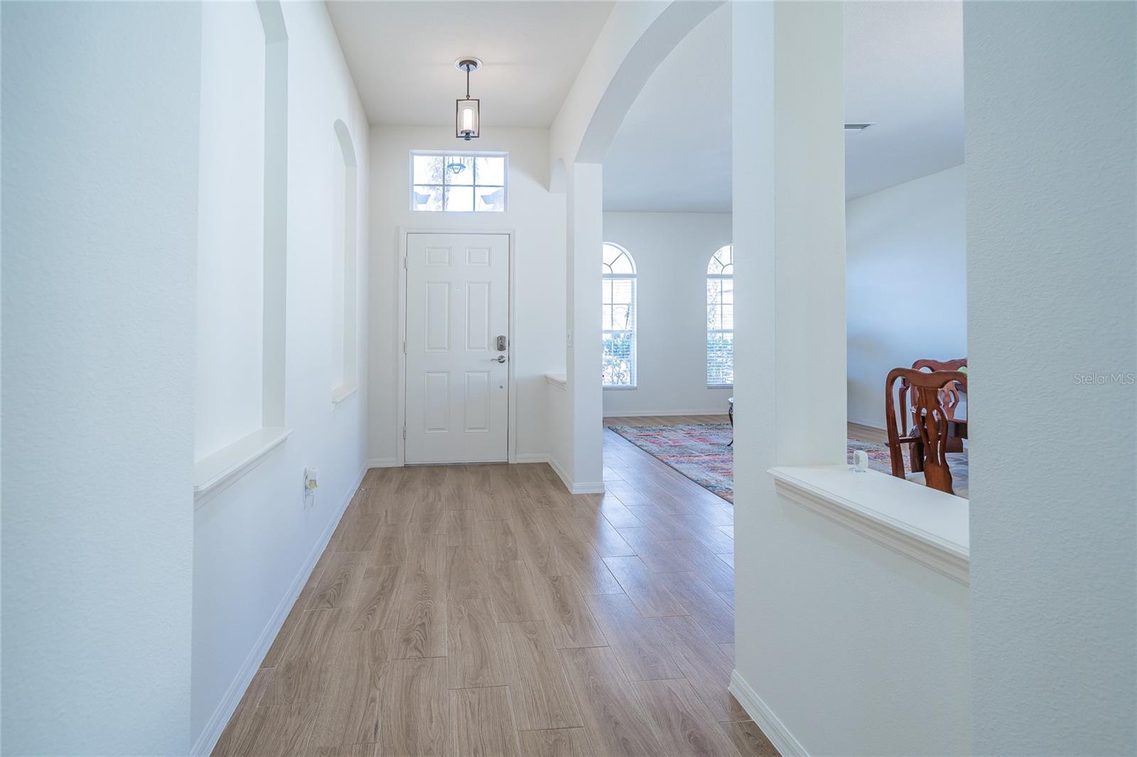 Listing photo id 17 for 31656 Marchester Drive