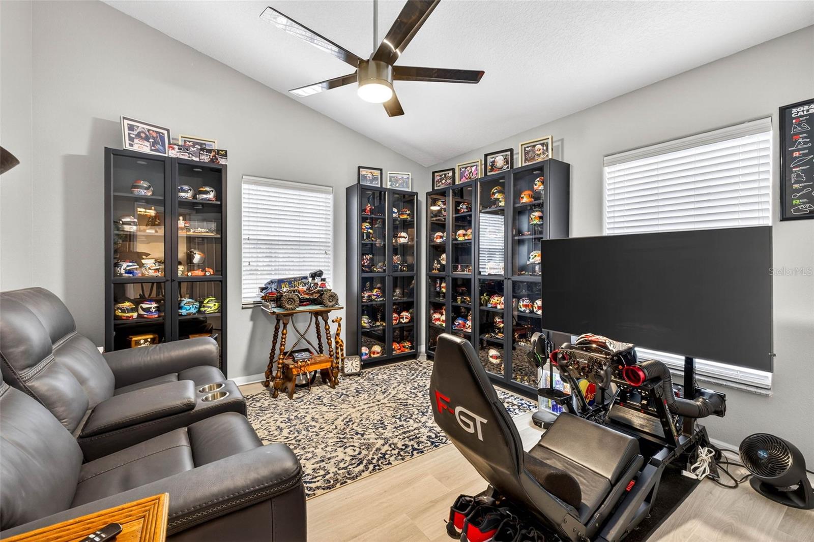 Image 18 of 36 For 5251 111th Lane Road