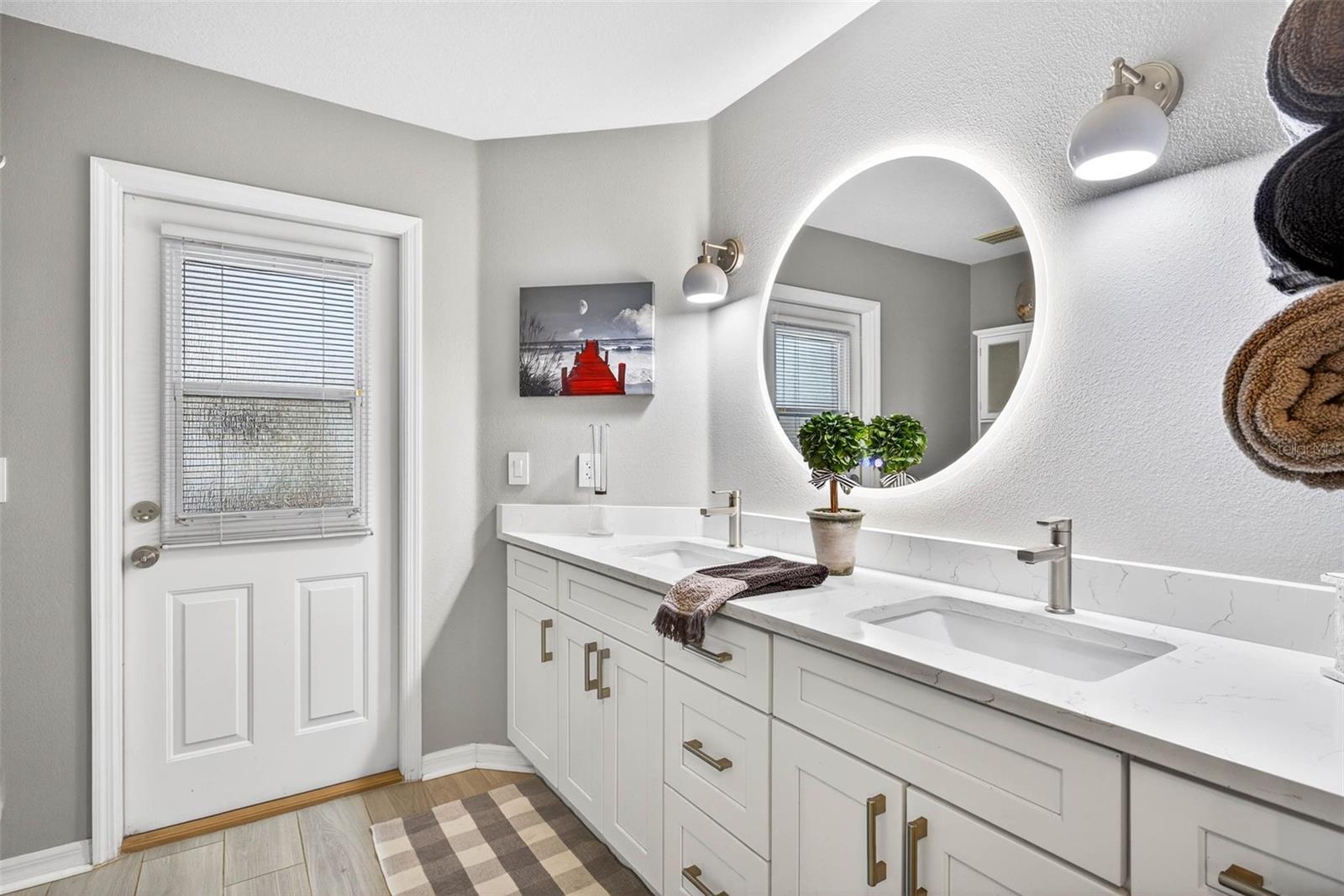 Image 19 of 36 For 5251 111th Lane Road