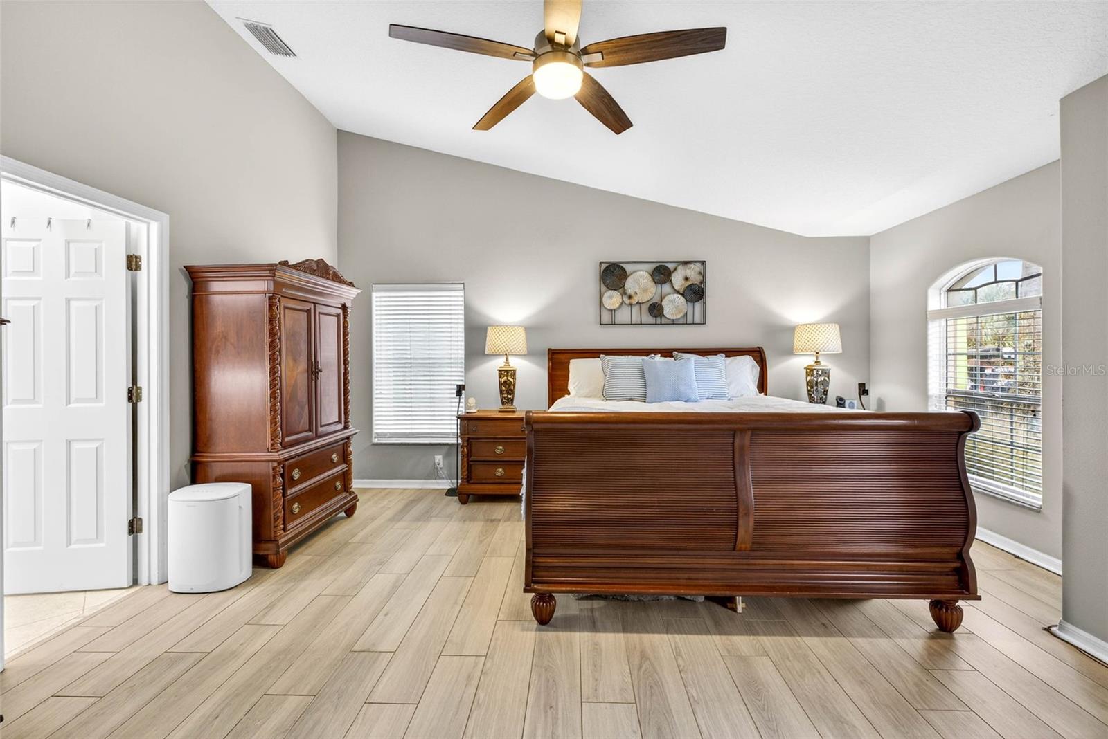 Image 21 of 36 For 5251 111th Lane Road