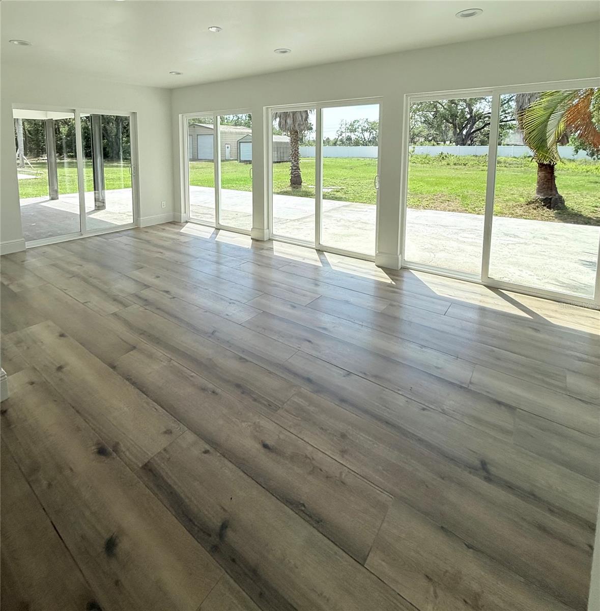 Image 10 of 23 For 1913 47th Street