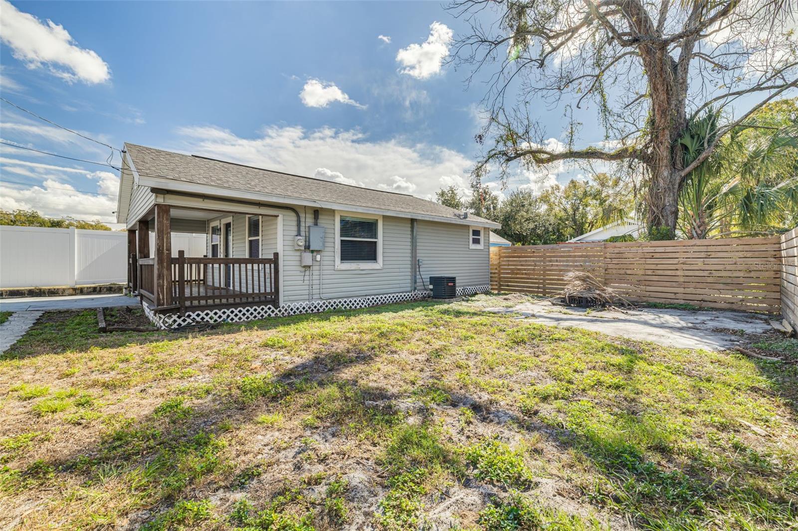 Image 13 of 18 For 106 Haya Street