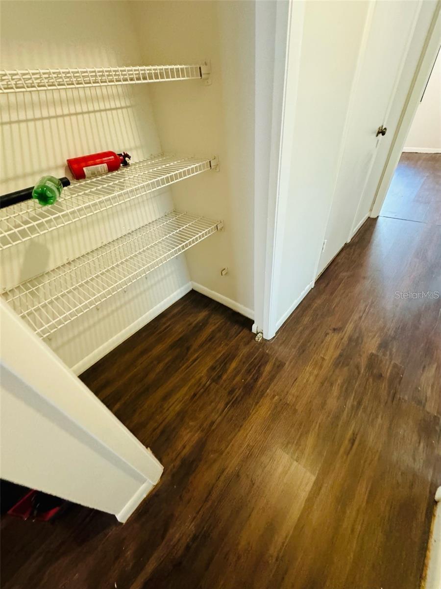 Image 11 of 23 For 5401 Bayshore Boulevard N