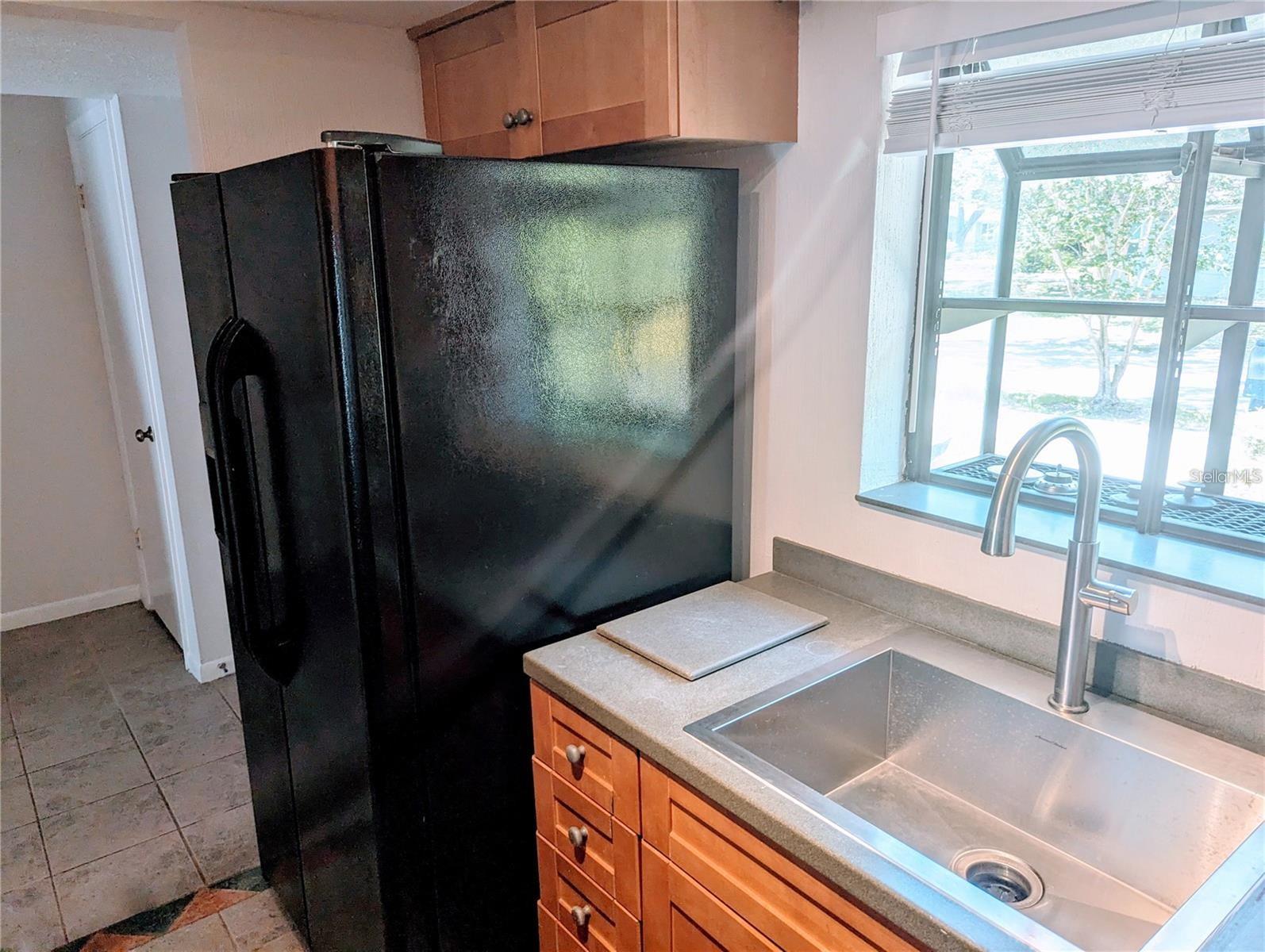 Image 2 of 23 For 5401 Bayshore Boulevard N