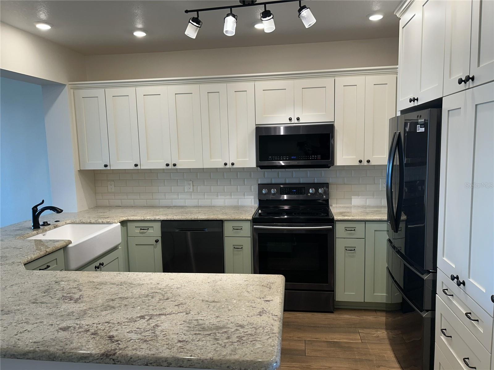 Image 14 of 88 For 8000 Sailboat Key Boulevard S 304