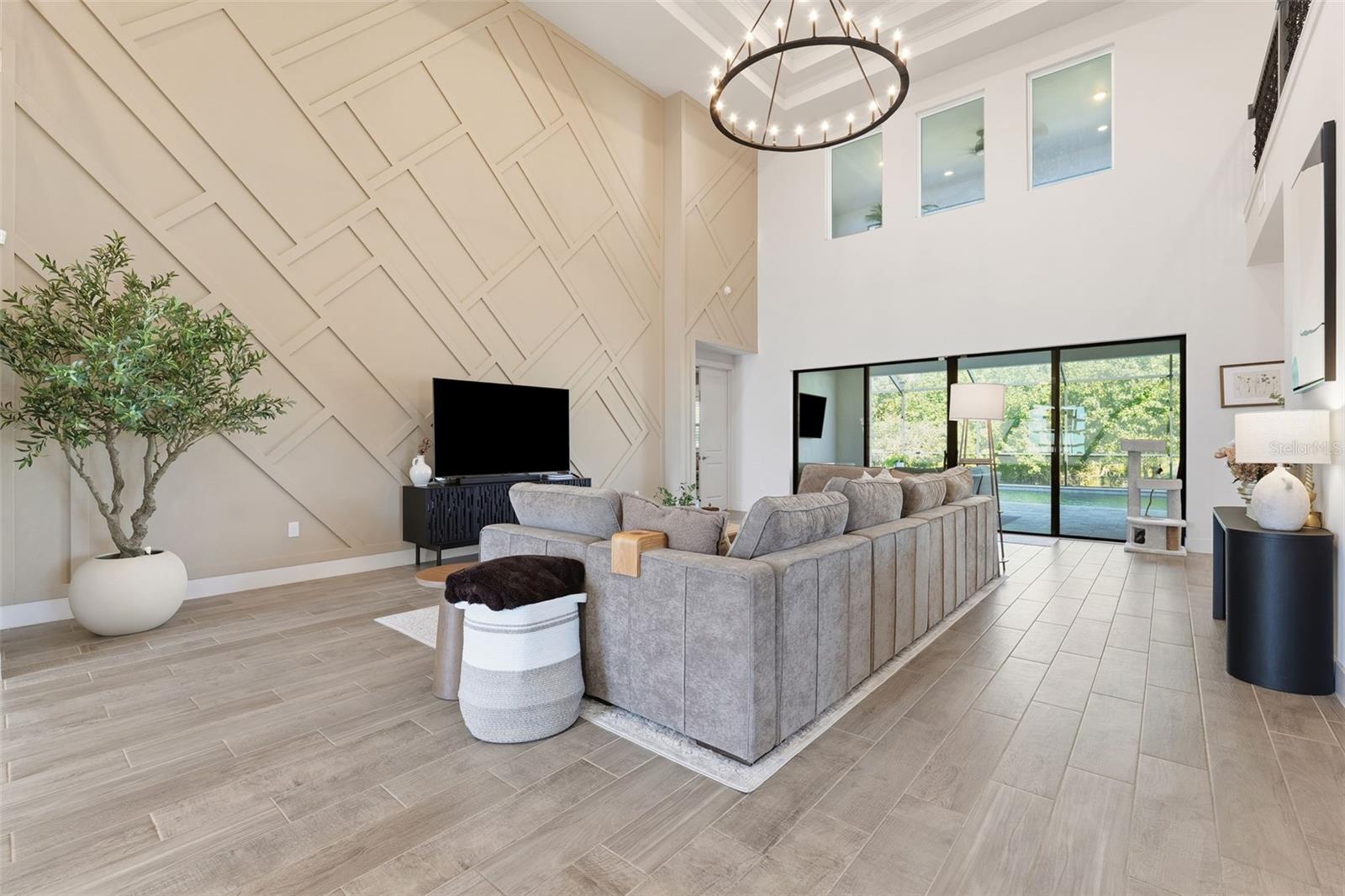 Image 13 of 85 For 8684 Sanders Tree Loop