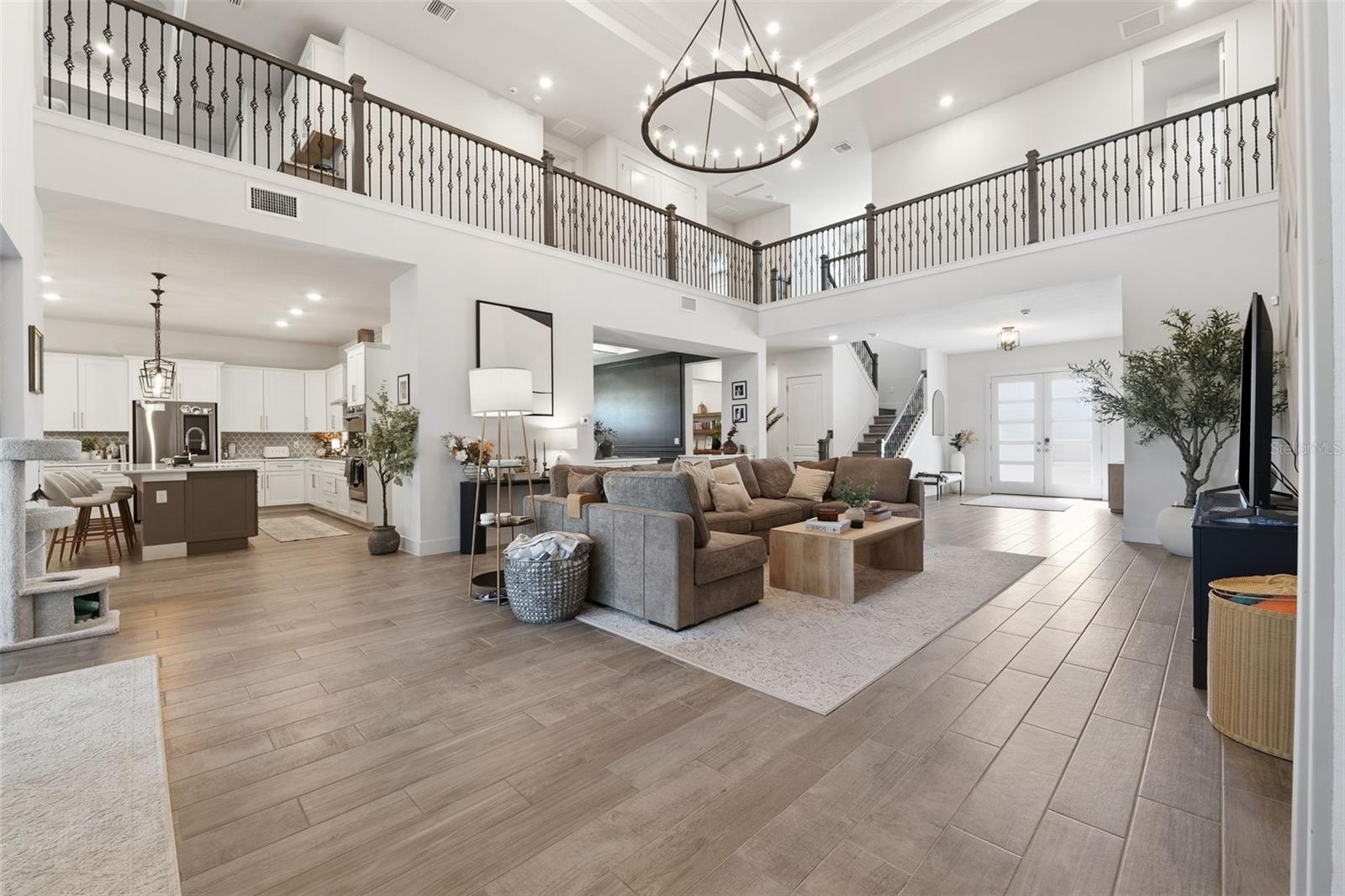 Image 14 of 85 For 8684 Sanders Tree Loop