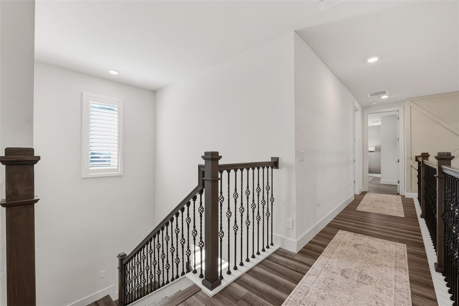 Image 31 of 85 For 8684 Sanders Tree Loop