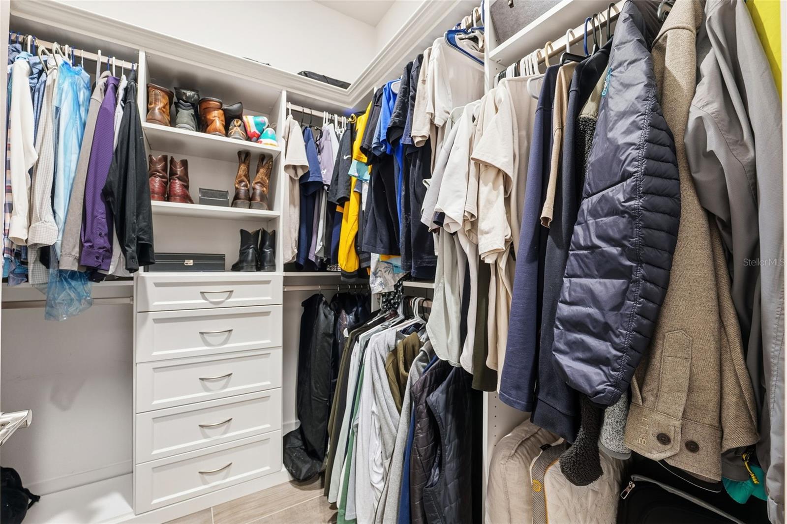 Image 40 of 85 For 8684 Sanders Tree Loop