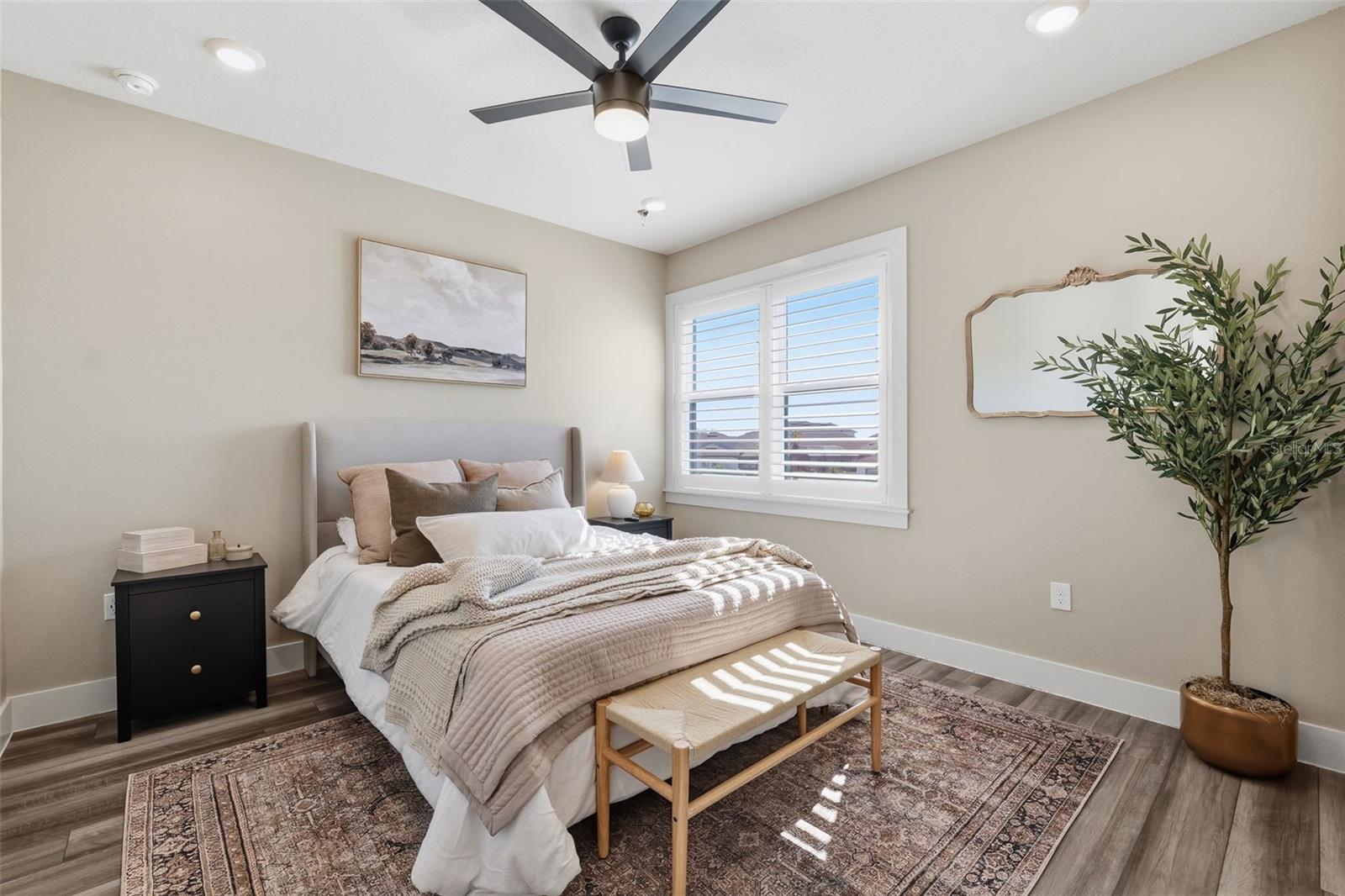 Image 43 of 85 For 8684 Sanders Tree Loop