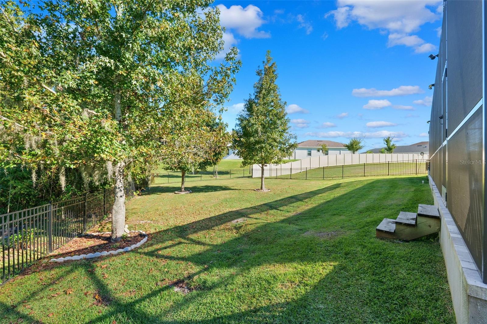 Image 73 of 85 For 8684 Sanders Tree Loop