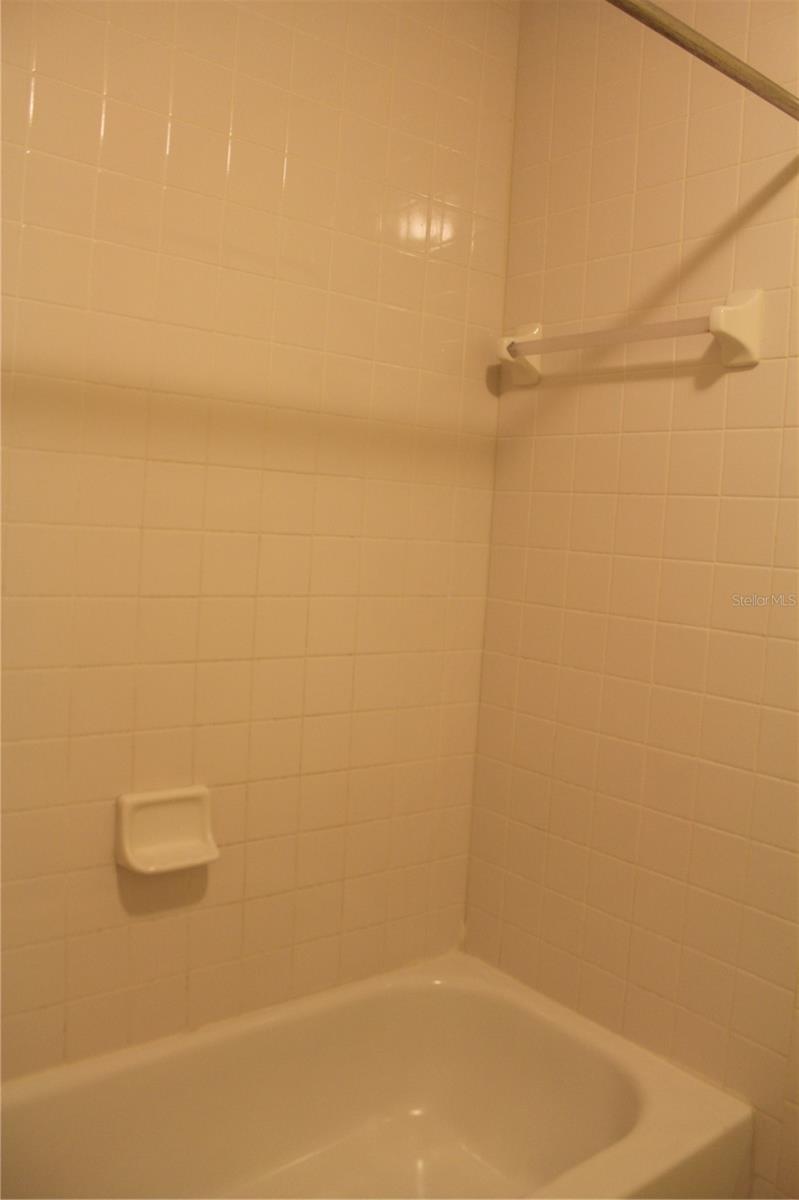 Image 28 of 32 For 3607 Idlewild Avenue 302