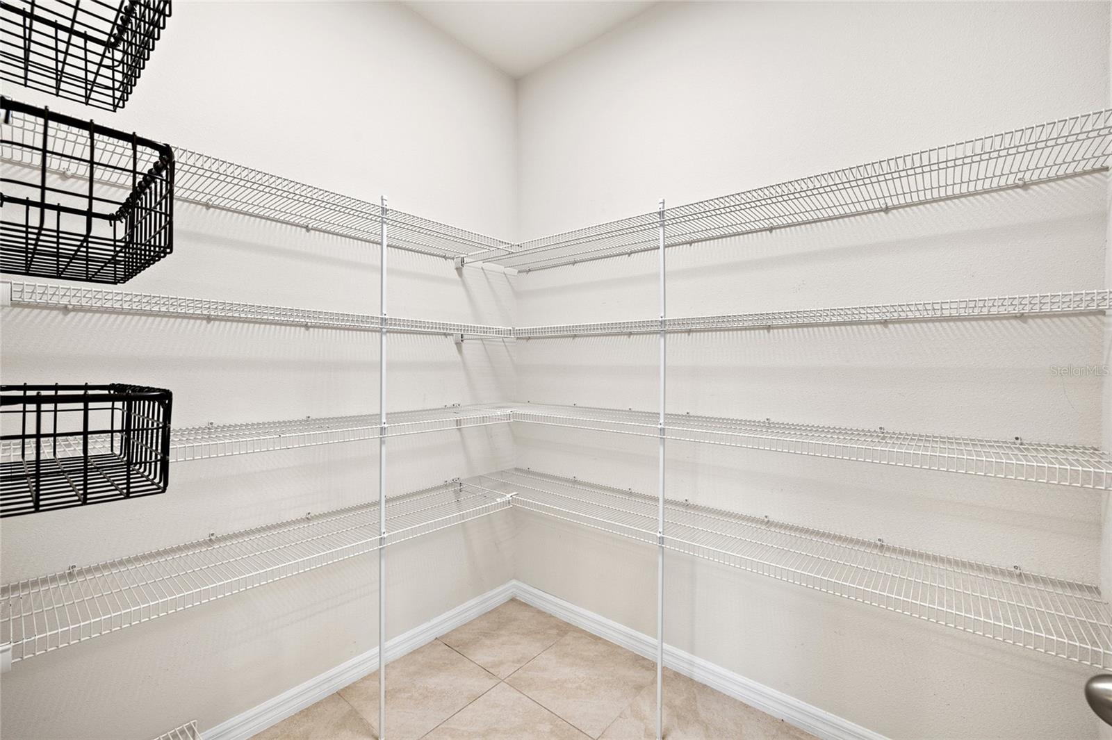 Image 11 of 43 For 12208 Morgans Bluff Place