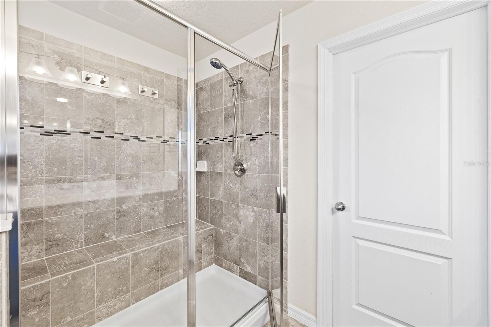 Image 24 of 43 For 12208 Morgans Bluff Place