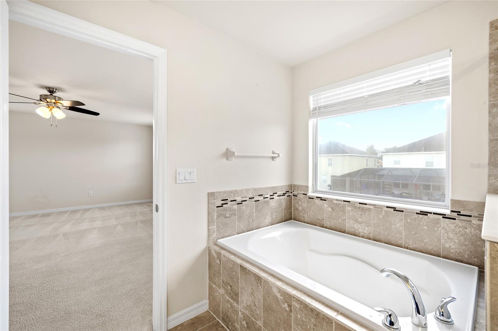 Image 25 of 43 For 12208 Morgans Bluff Place