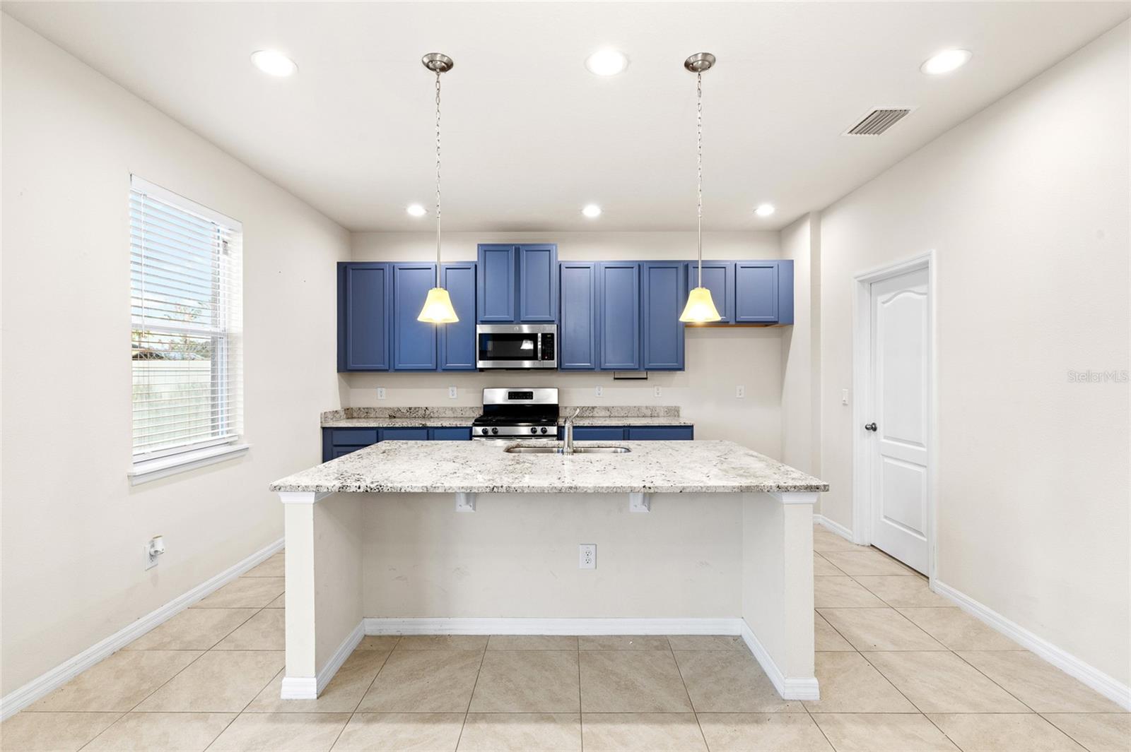 Image 6 of 43 For 12208 Morgans Bluff Place