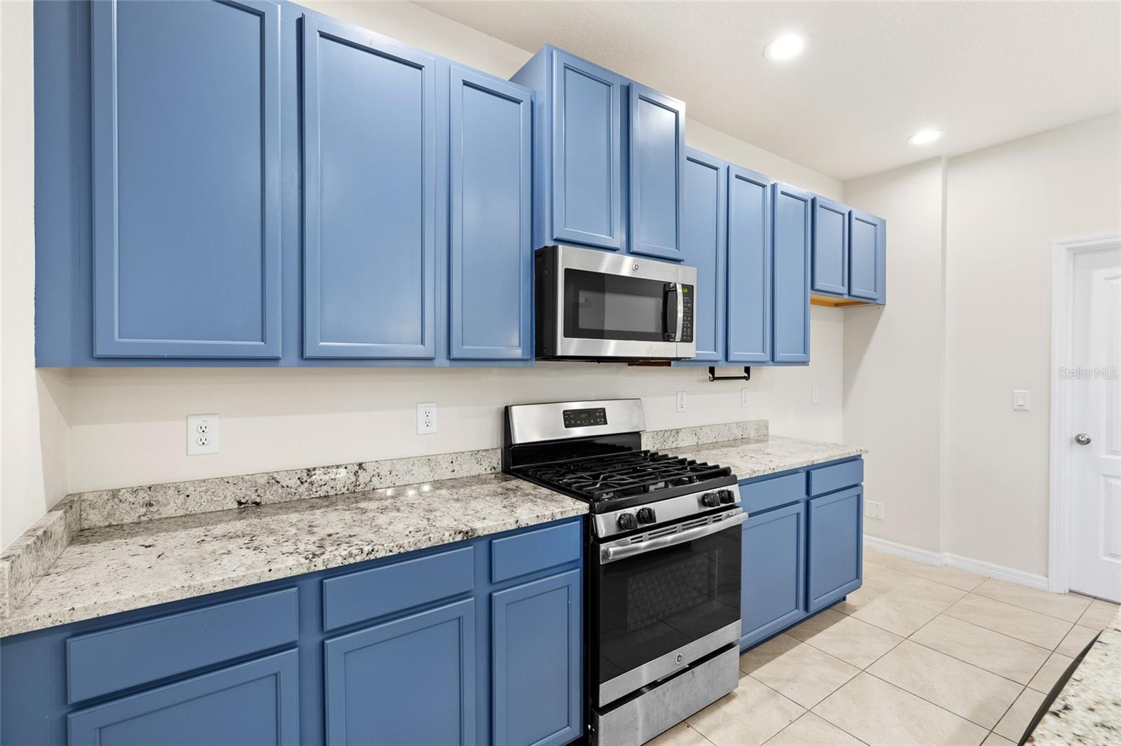 Image 7 of 43 For 12208 Morgans Bluff Place