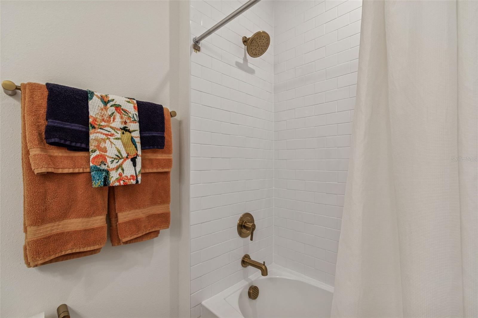 Image 22 of 99 For 2506 Cleveland Street 1