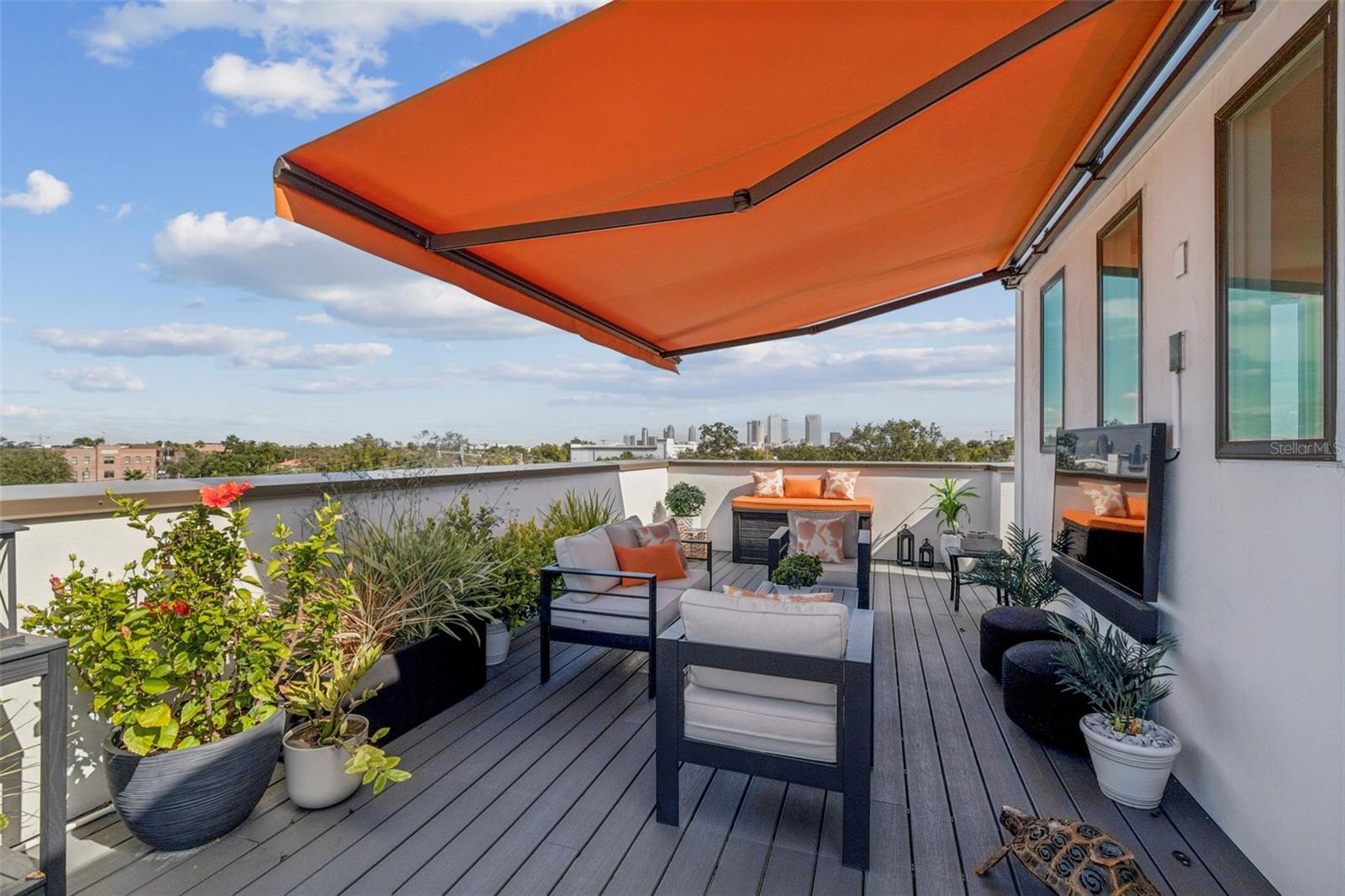 Image 23 of 99 For 2506 Cleveland Street 1