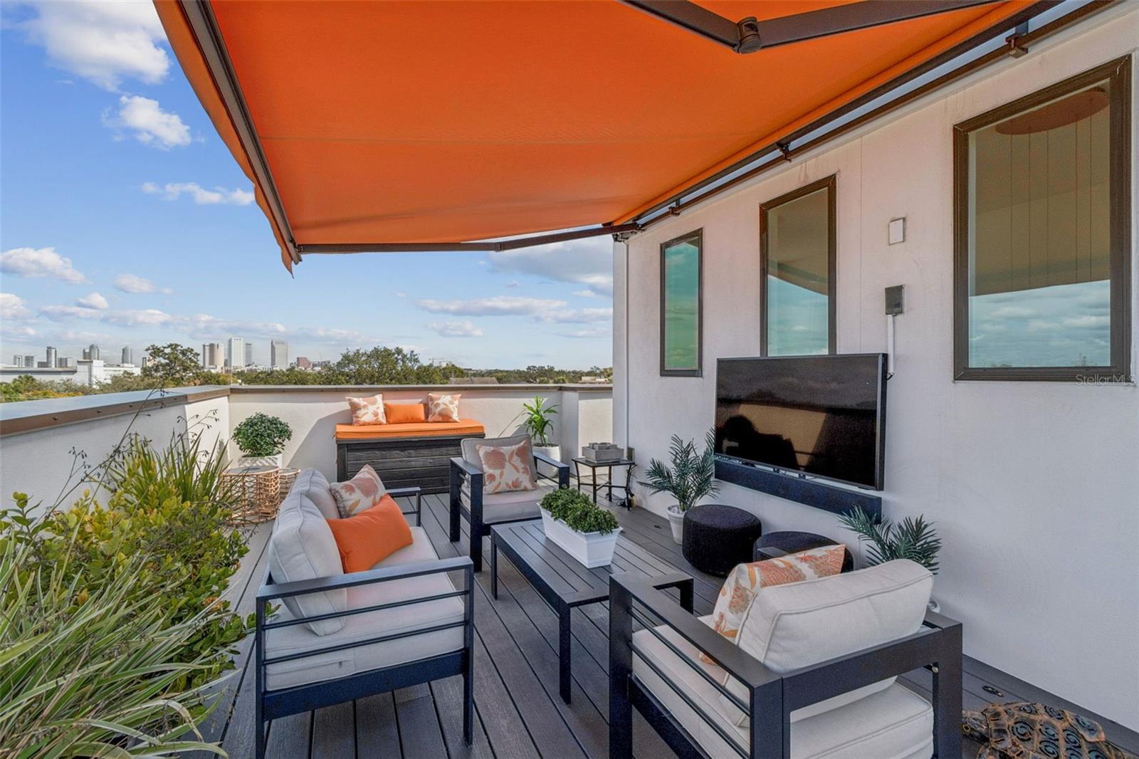 Image 24 of 99 For 2506 Cleveland Street 1