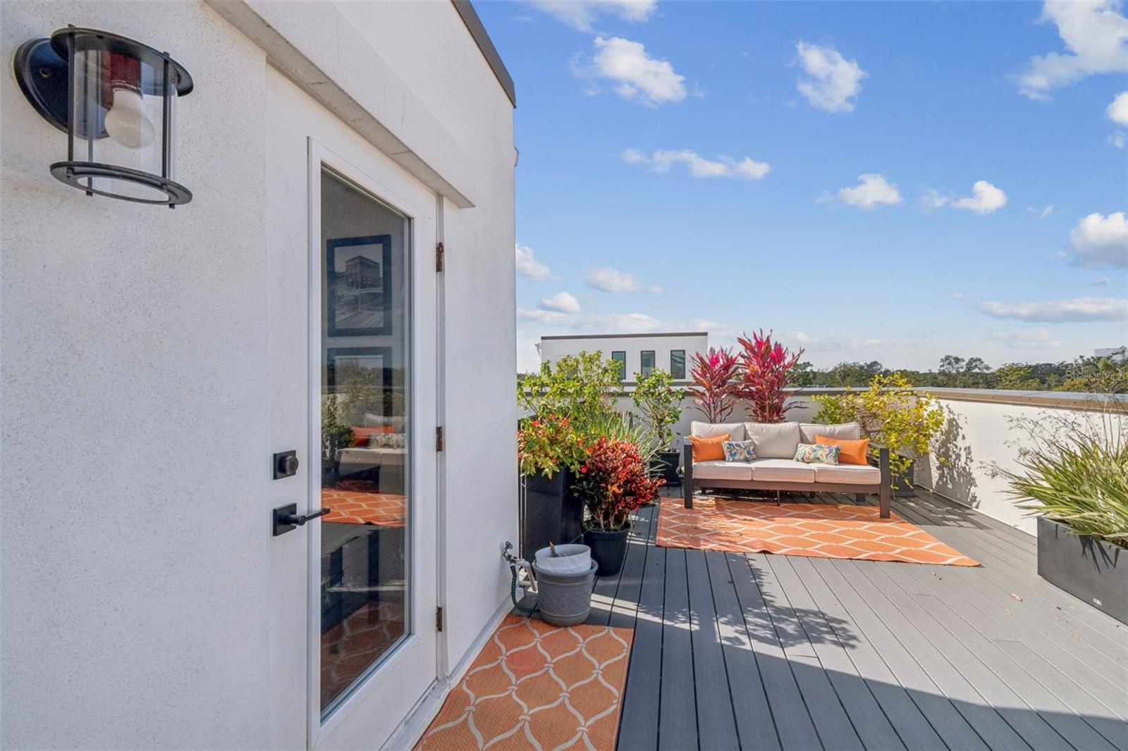 Image 31 of 99 For 2506 Cleveland Street 1