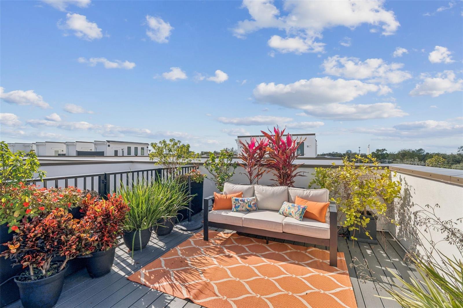 Image 32 of 99 For 2506 Cleveland Street 1