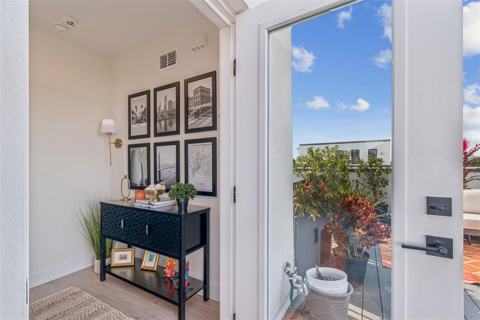 Image 35 of 99 For 2506 Cleveland Street 1