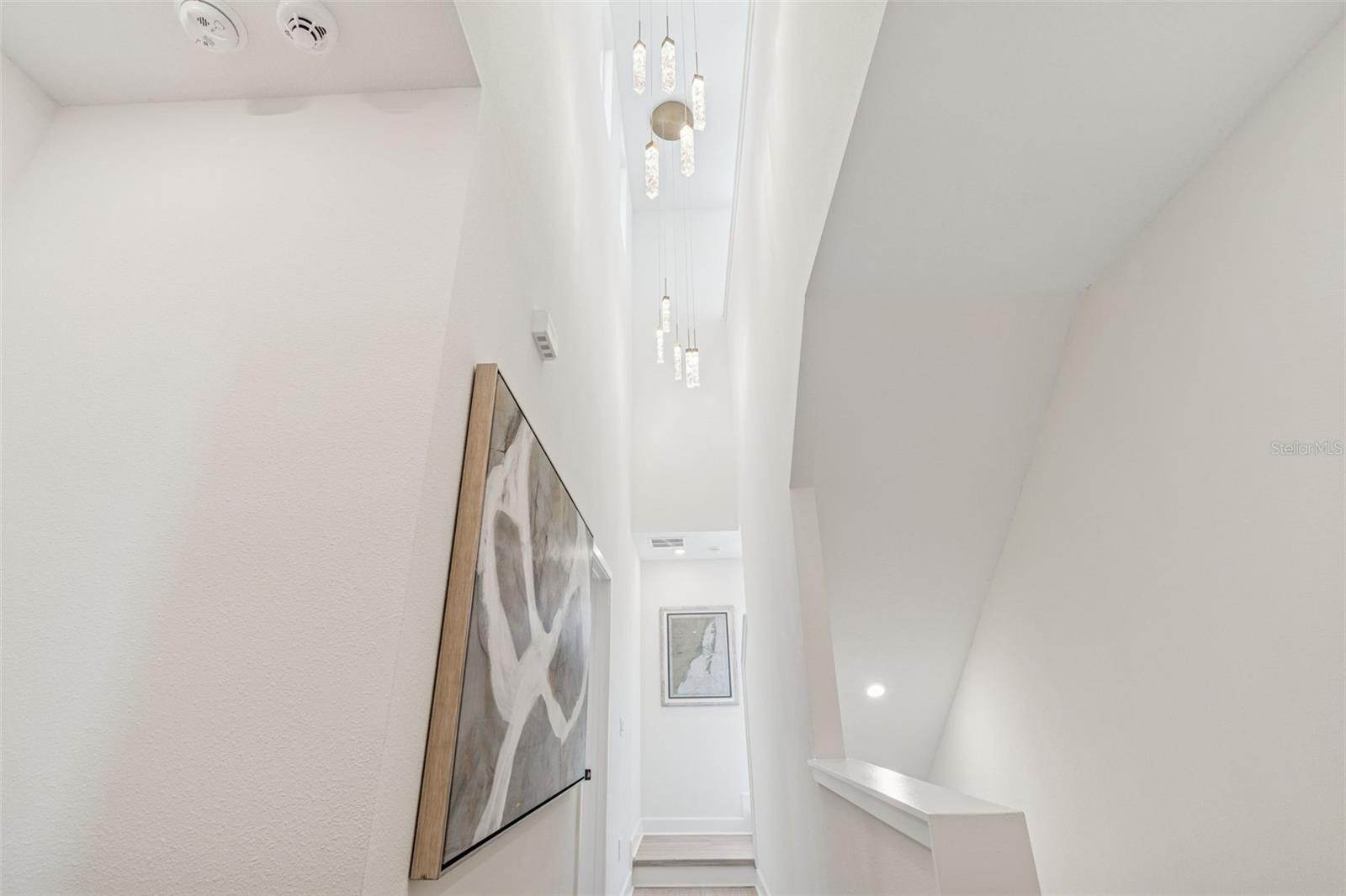 Image 40 of 99 For 2506 Cleveland Street 1