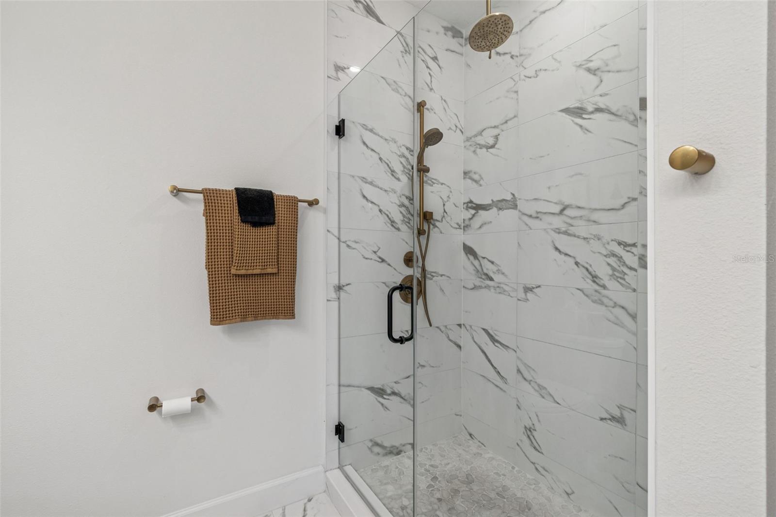 Image 48 of 99 For 2506 Cleveland Street 1