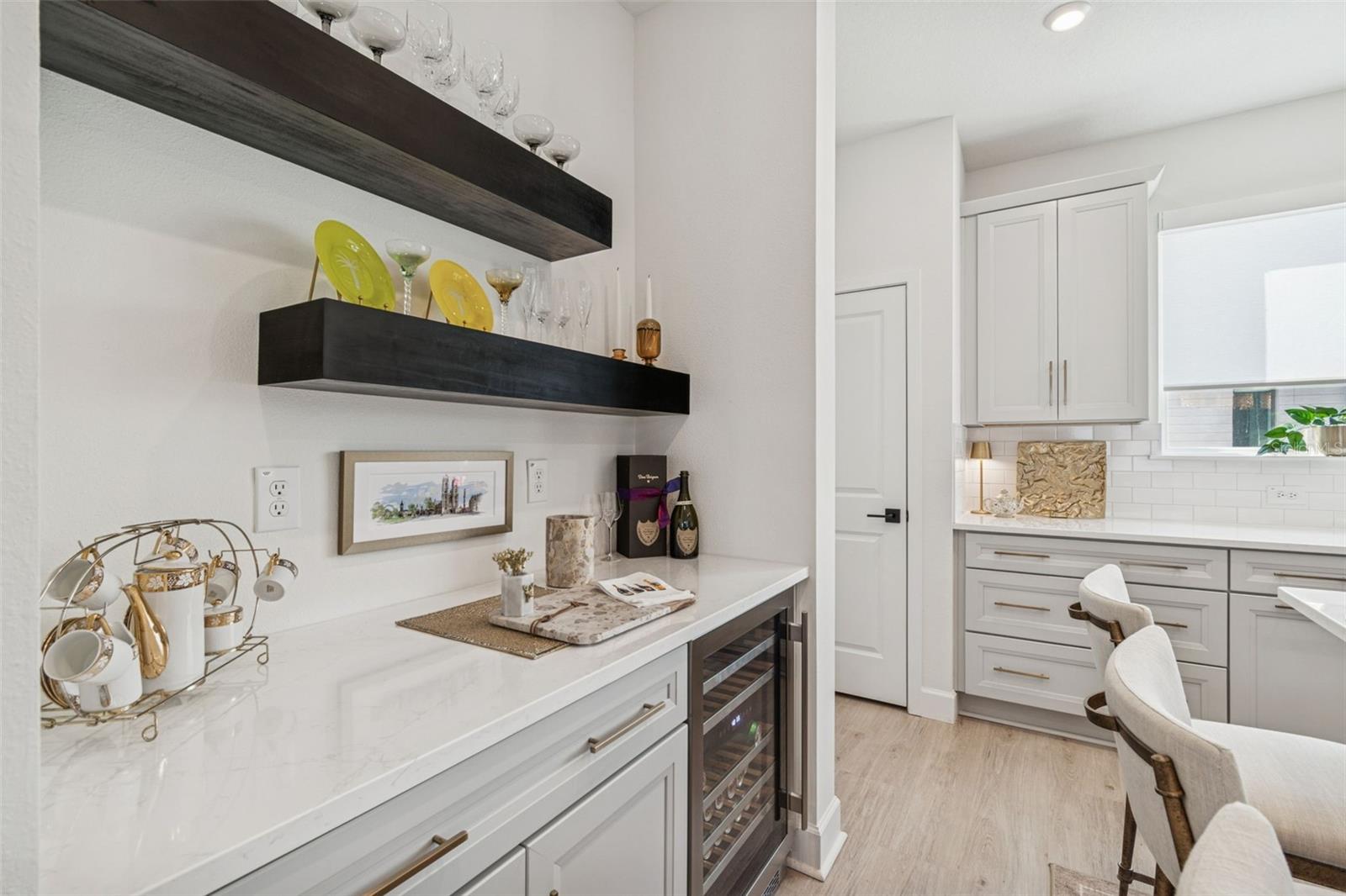 Image 72 of 99 For 2506 Cleveland Street 1