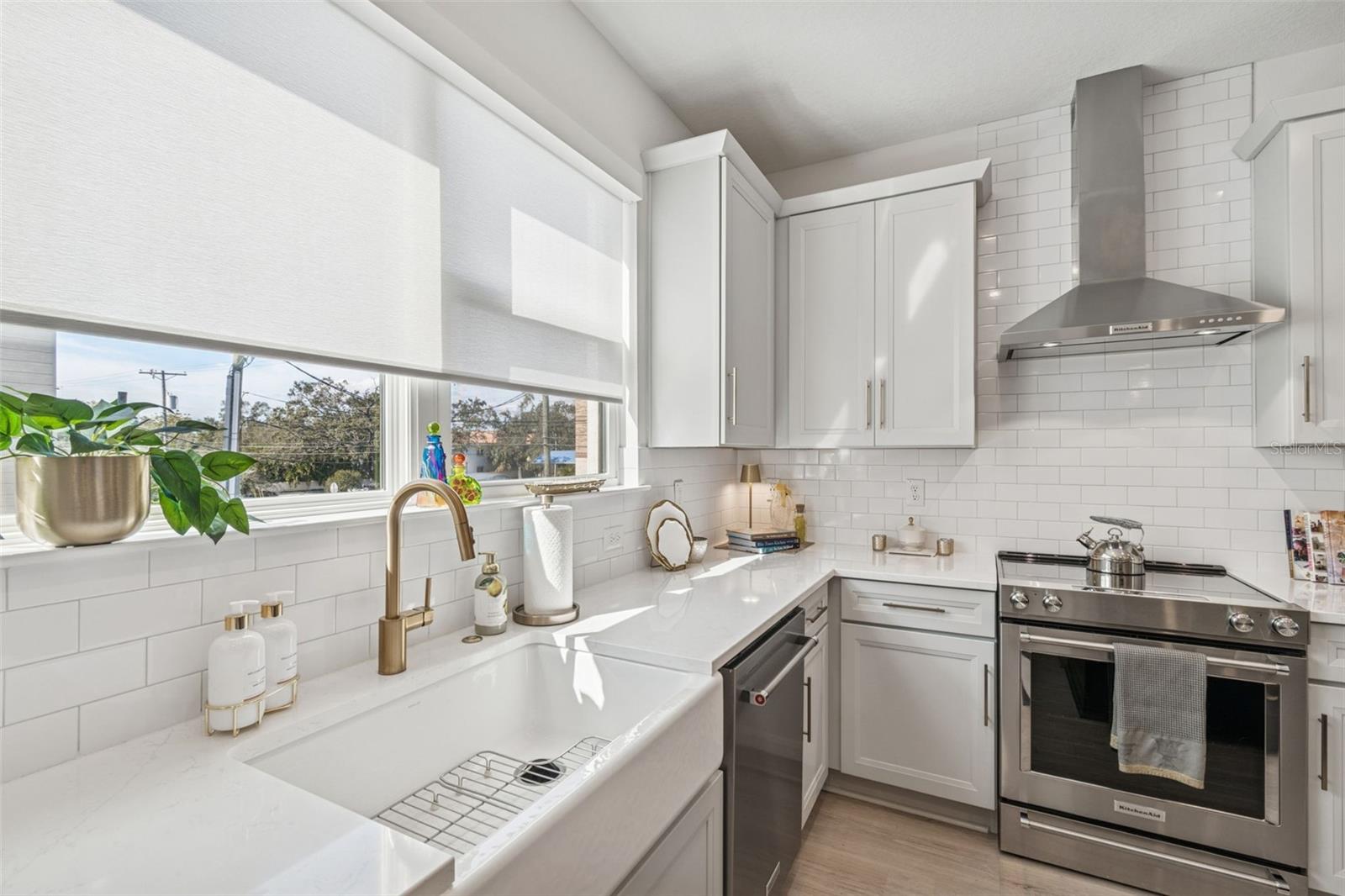 Image 74 of 99 For 2506 Cleveland Street 1