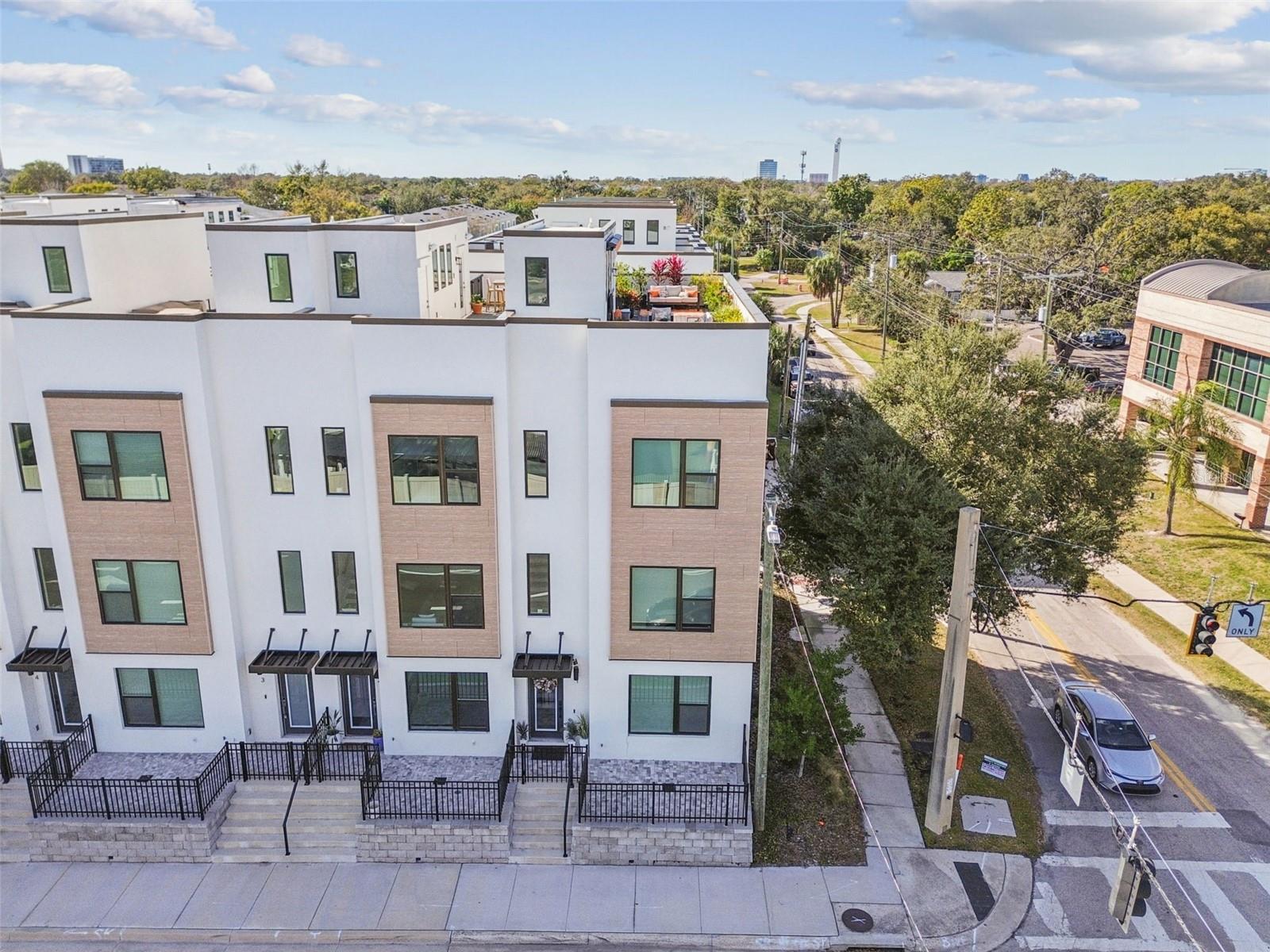 Image 84 of 99 For 2506 Cleveland Street 1