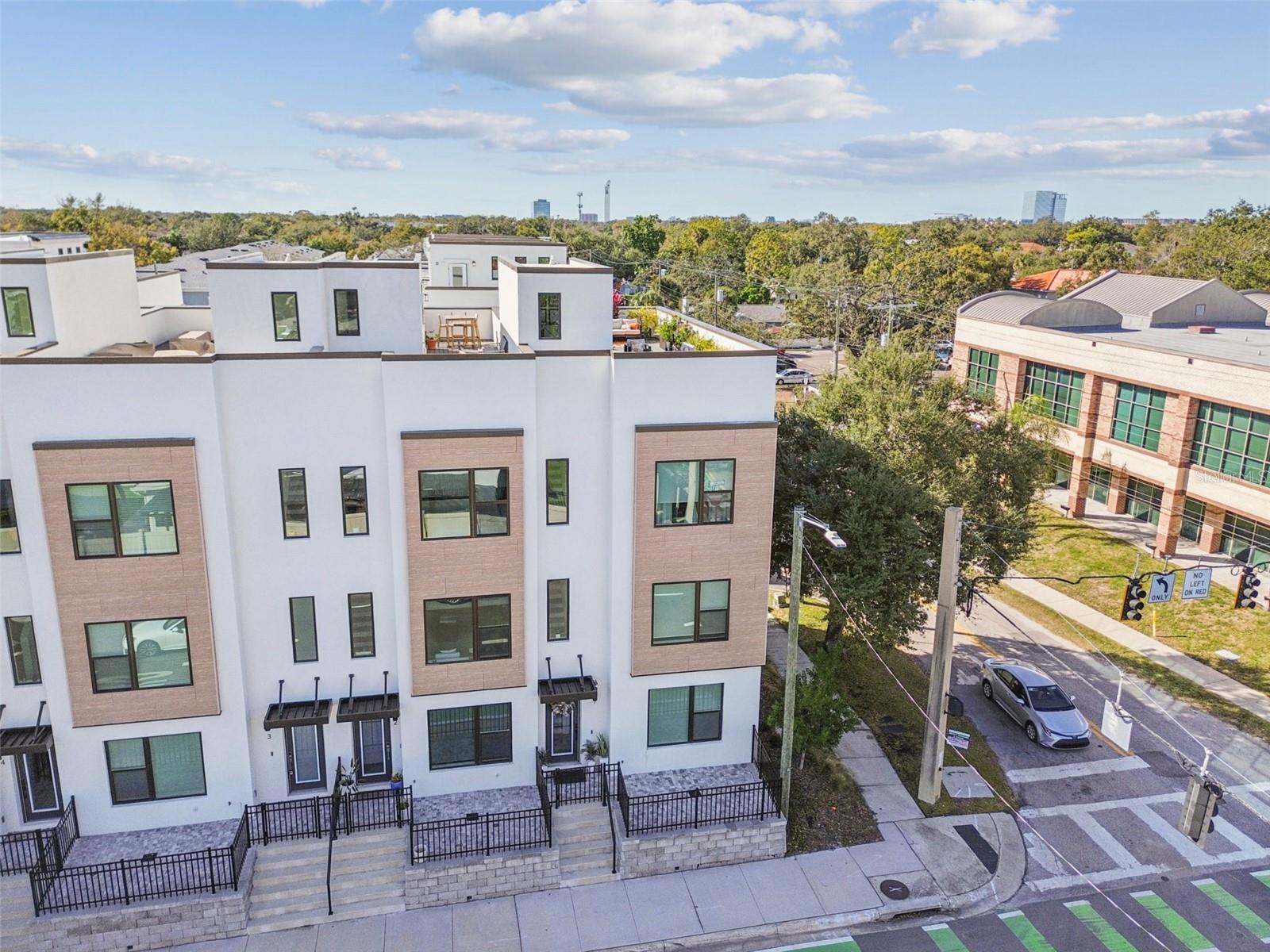 Image 85 of 99 For 2506 Cleveland Street 1