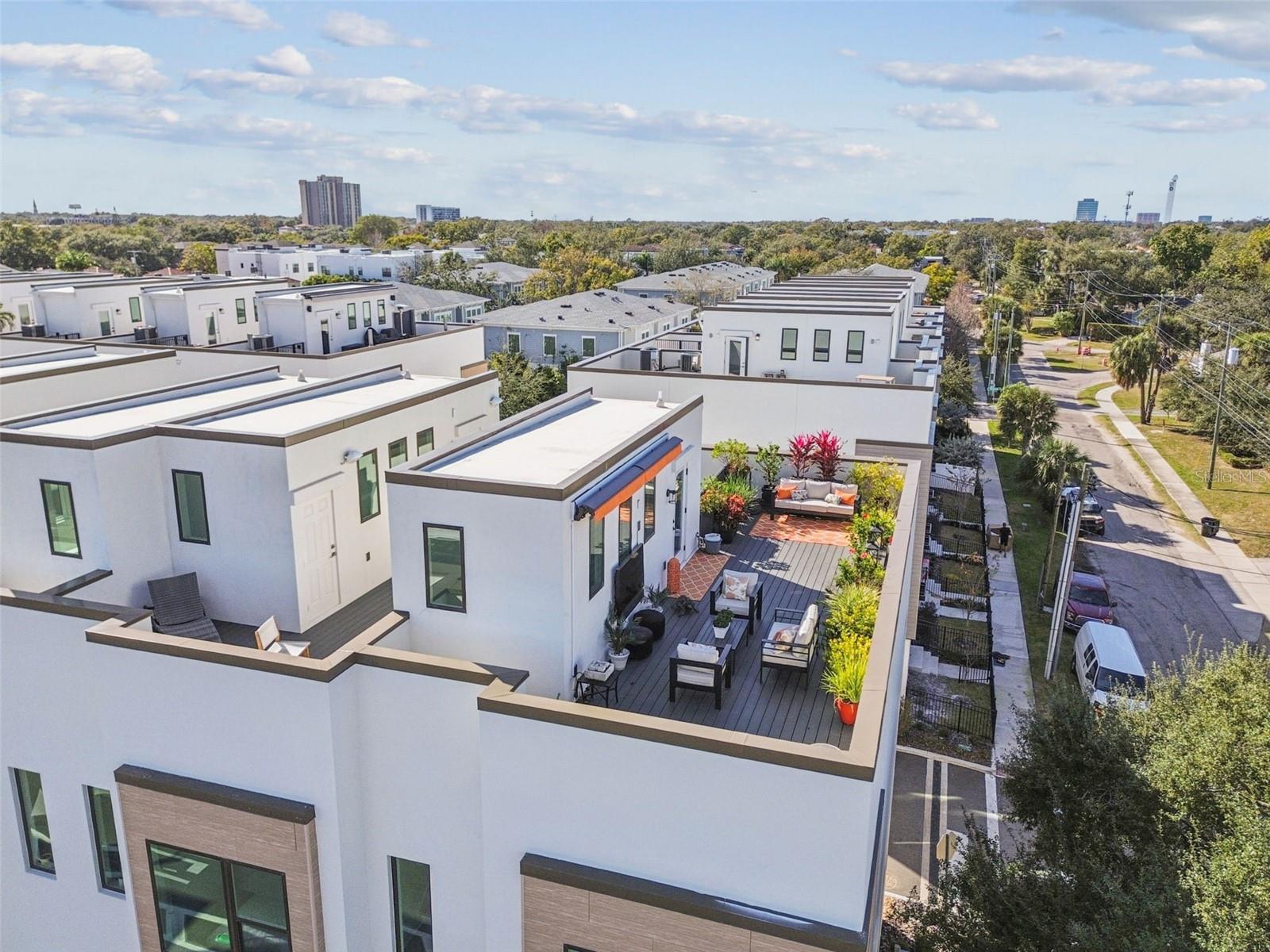 Image 86 of 99 For 2506 Cleveland Street 1