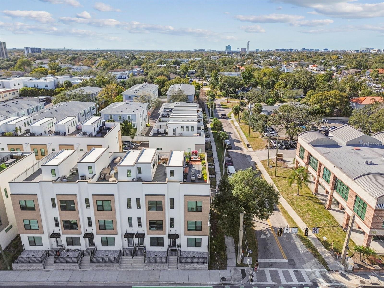 Image 98 of 99 For 2506 Cleveland Street 1