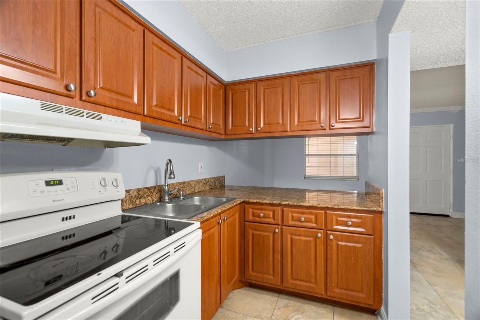 Image 16 of 21 For 120 Church Avenue 110