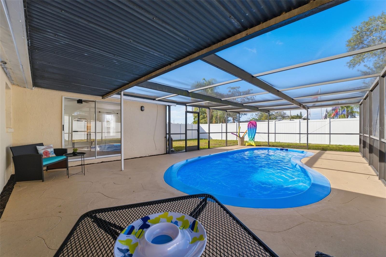 Image 37 of 44 For 2703 Dante Place