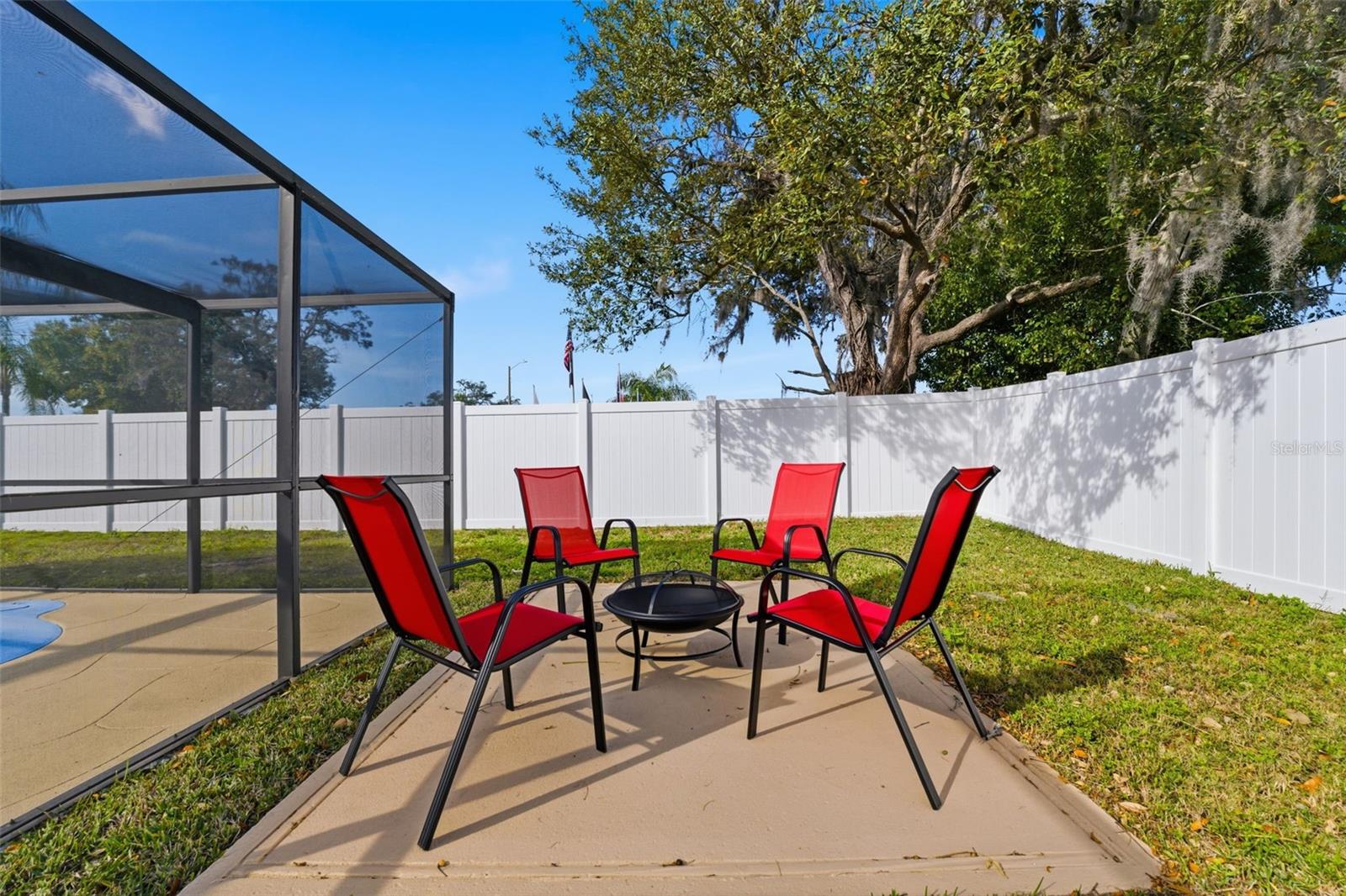 Image 40 of 44 For 2703 Dante Place