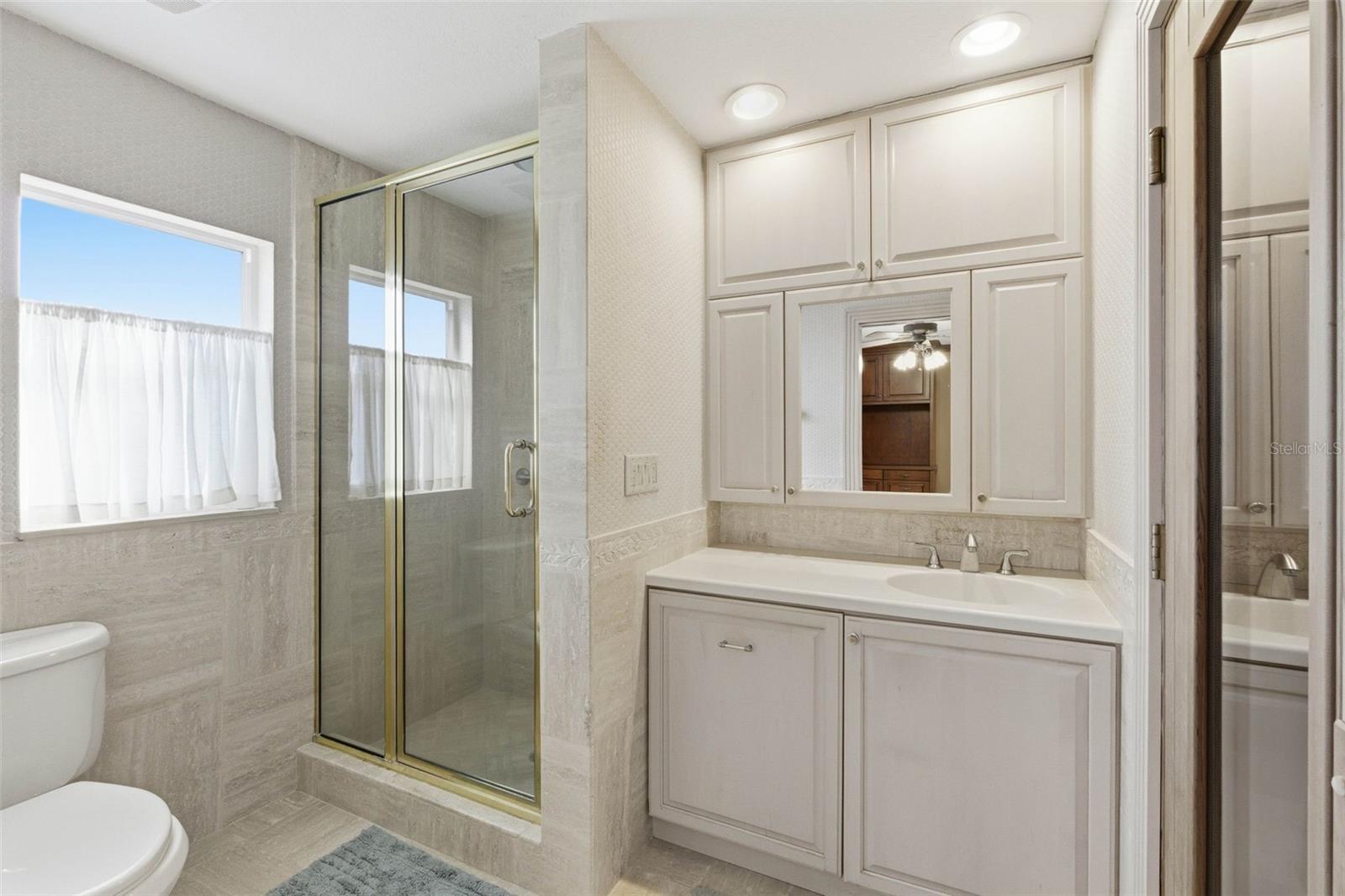 Image 18 of 46 For 8408 Annwood Road