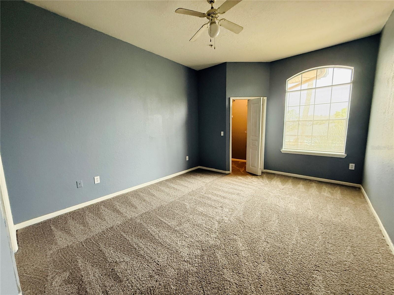 Image 18 of 23 For 17114 Carrington Park Drive 219