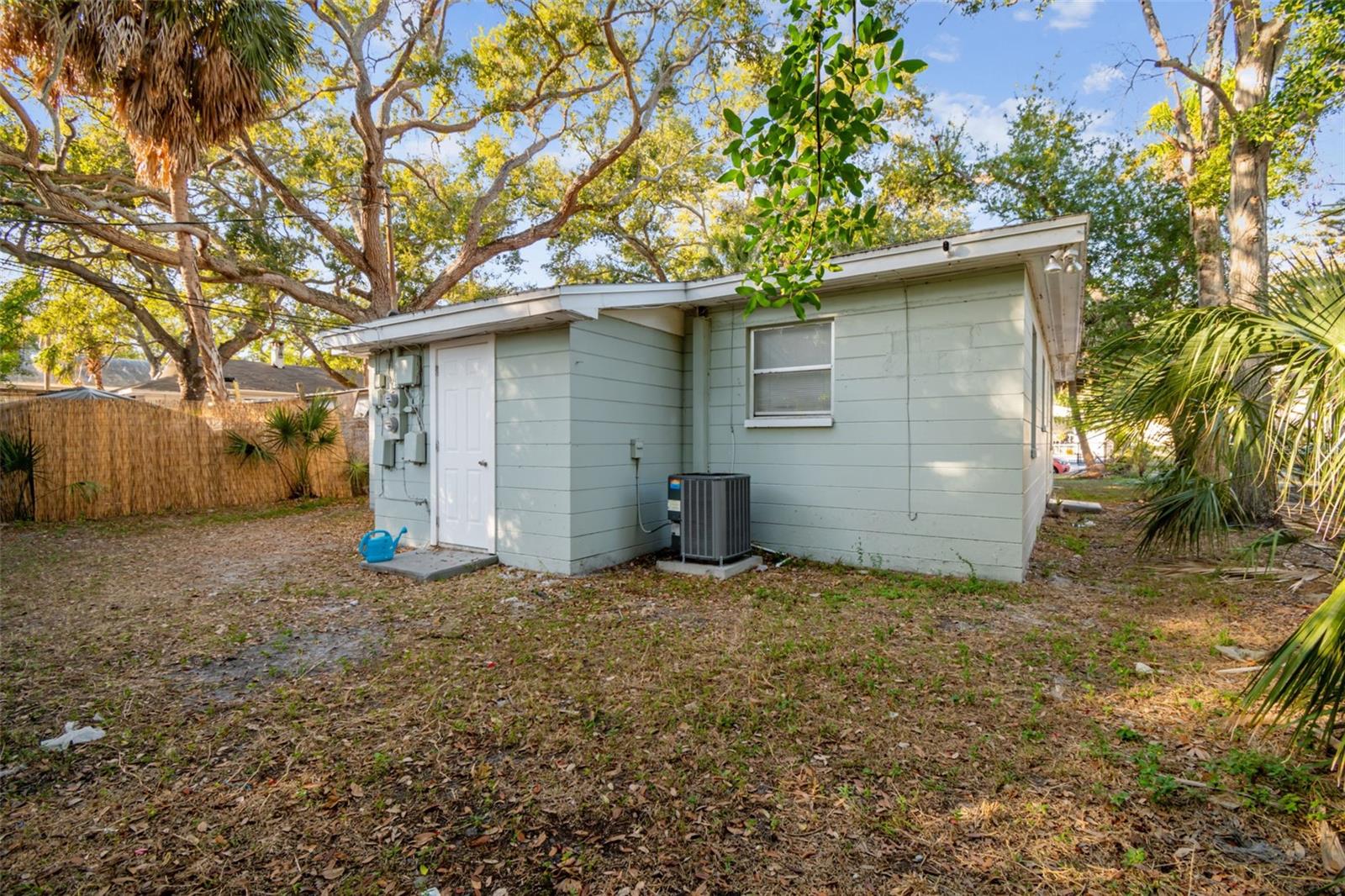 Image 23 of 30 For 610 16th Avenue S