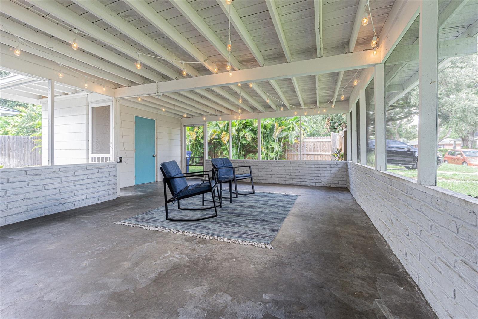 Image 18 of 29 For 701 Henry Avenue