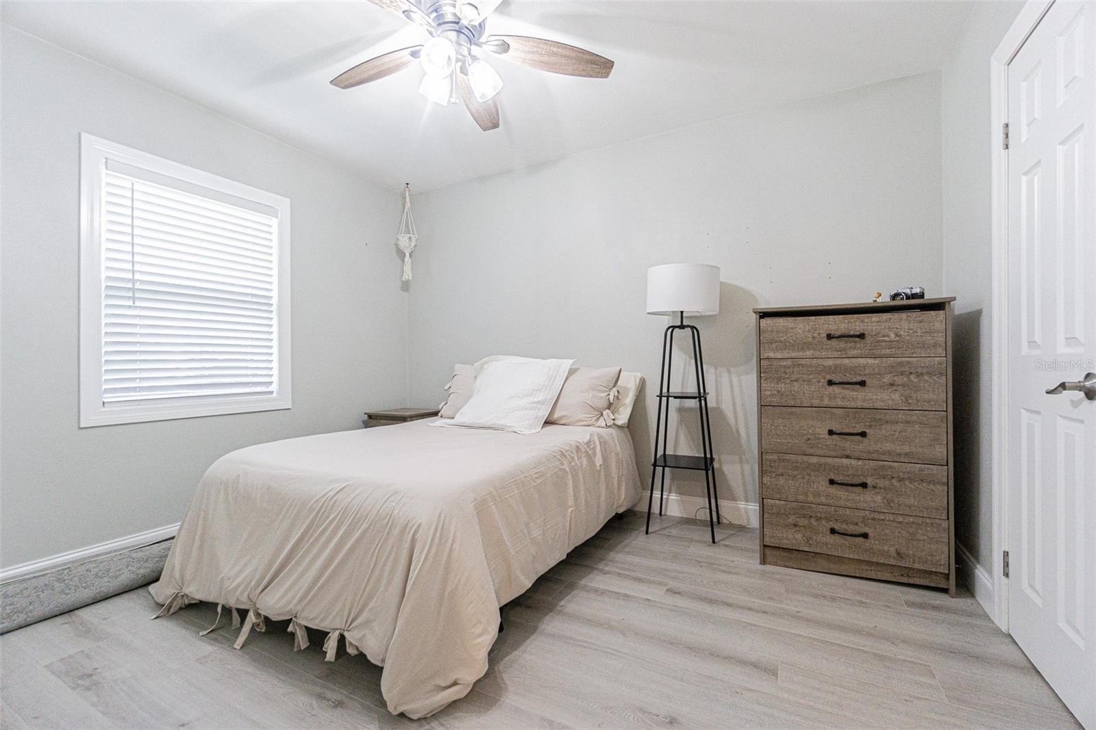 Image 4 of 29 For 701 Henry Avenue