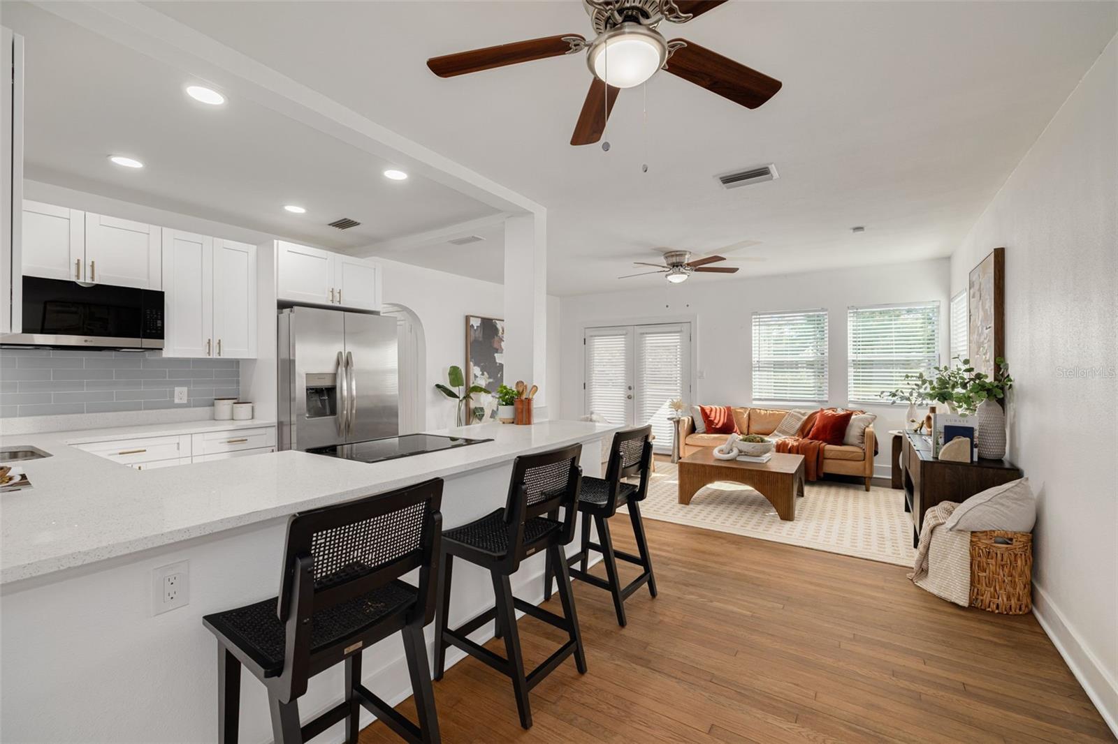 Image 11 of 40 For 6103 6th Avenue N