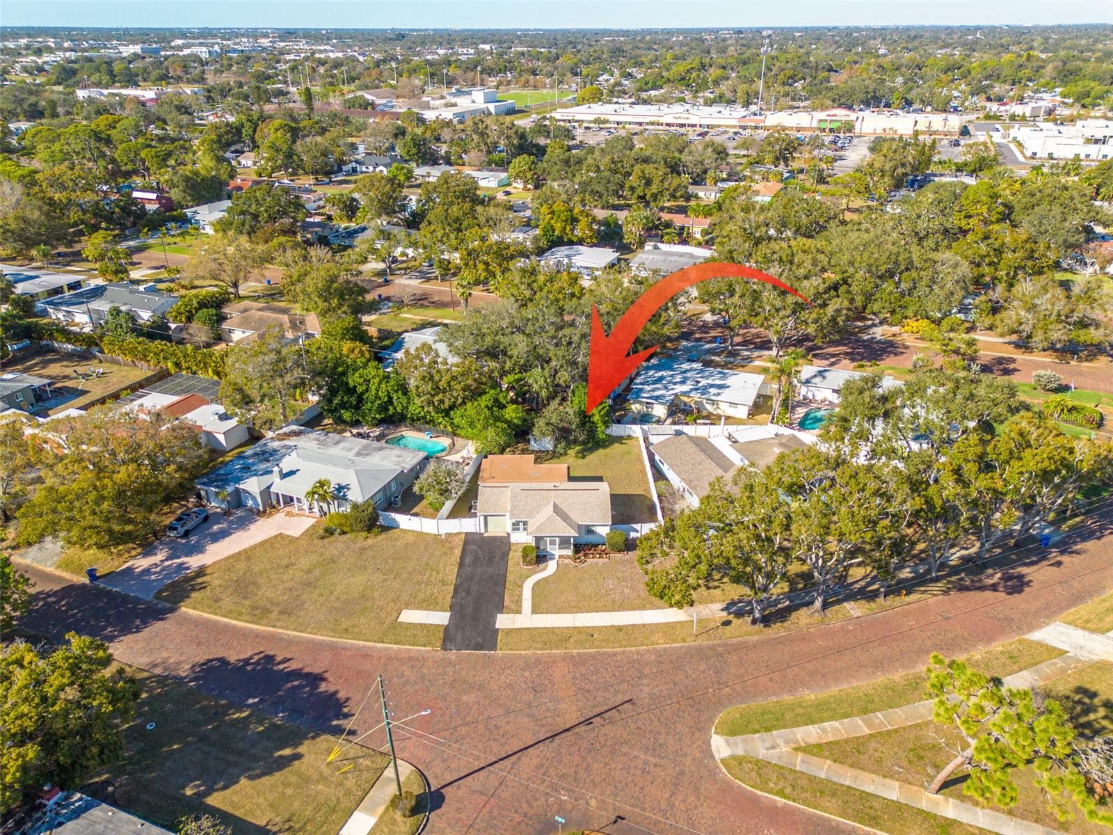 Image 23 of 40 For 6103 6th Avenue N