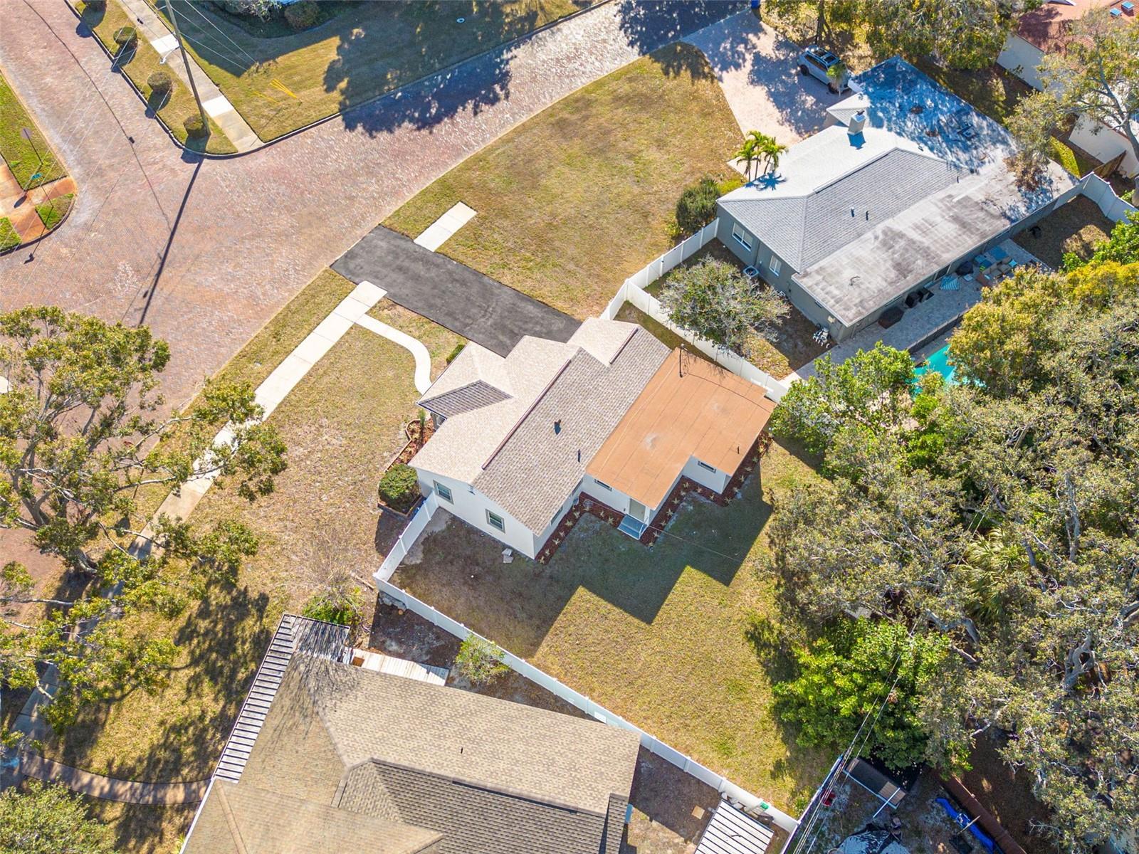 Image 37 of 40 For 6103 6th Avenue N