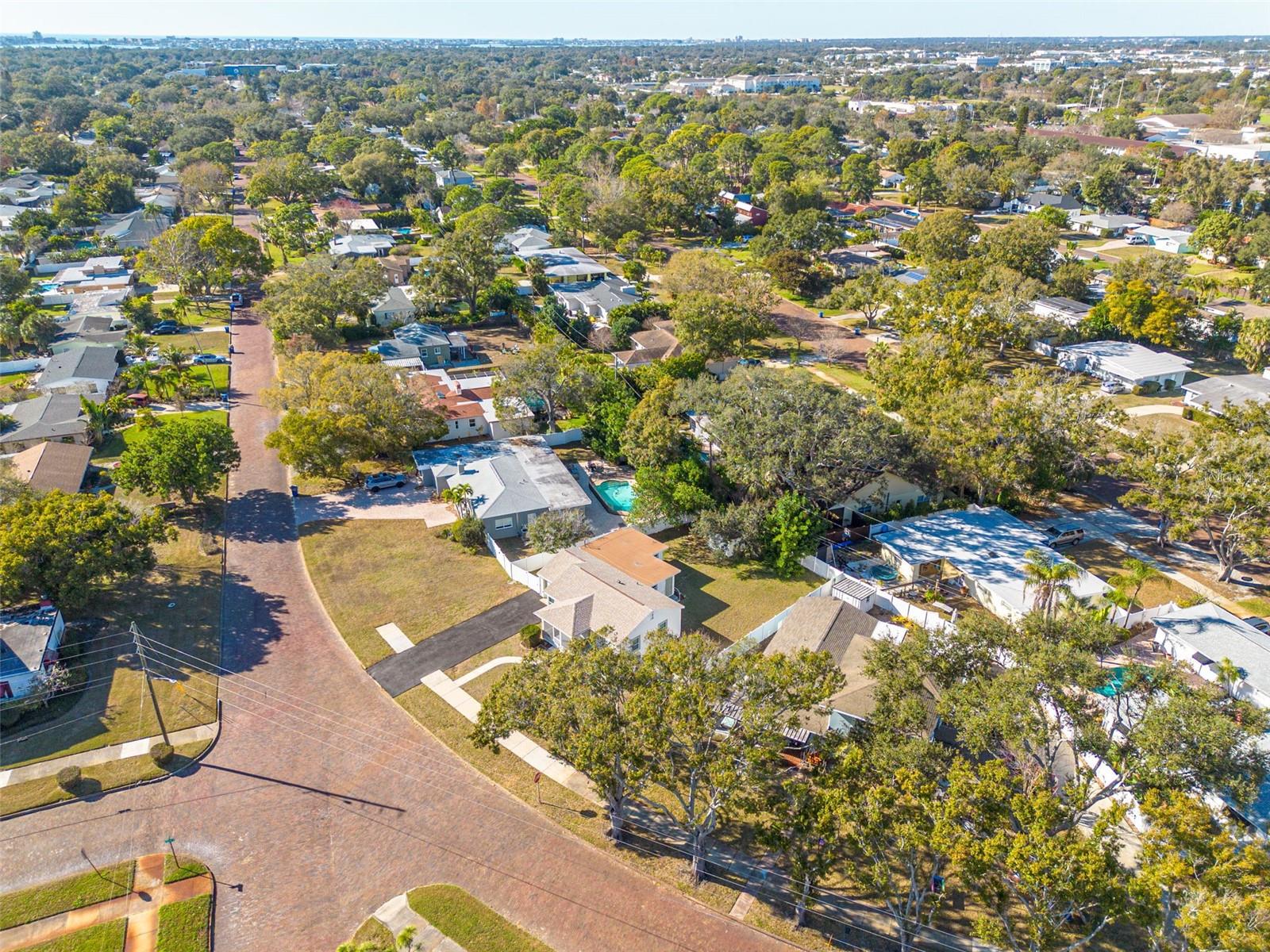 Image 39 of 40 For 6103 6th Avenue N