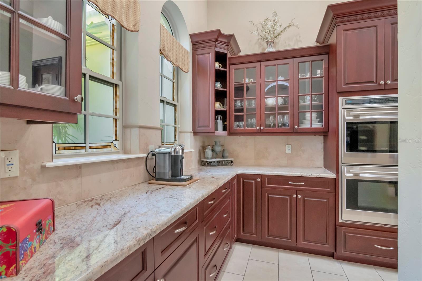 Image 11 of 63 For 18901 Lakes Edge Way